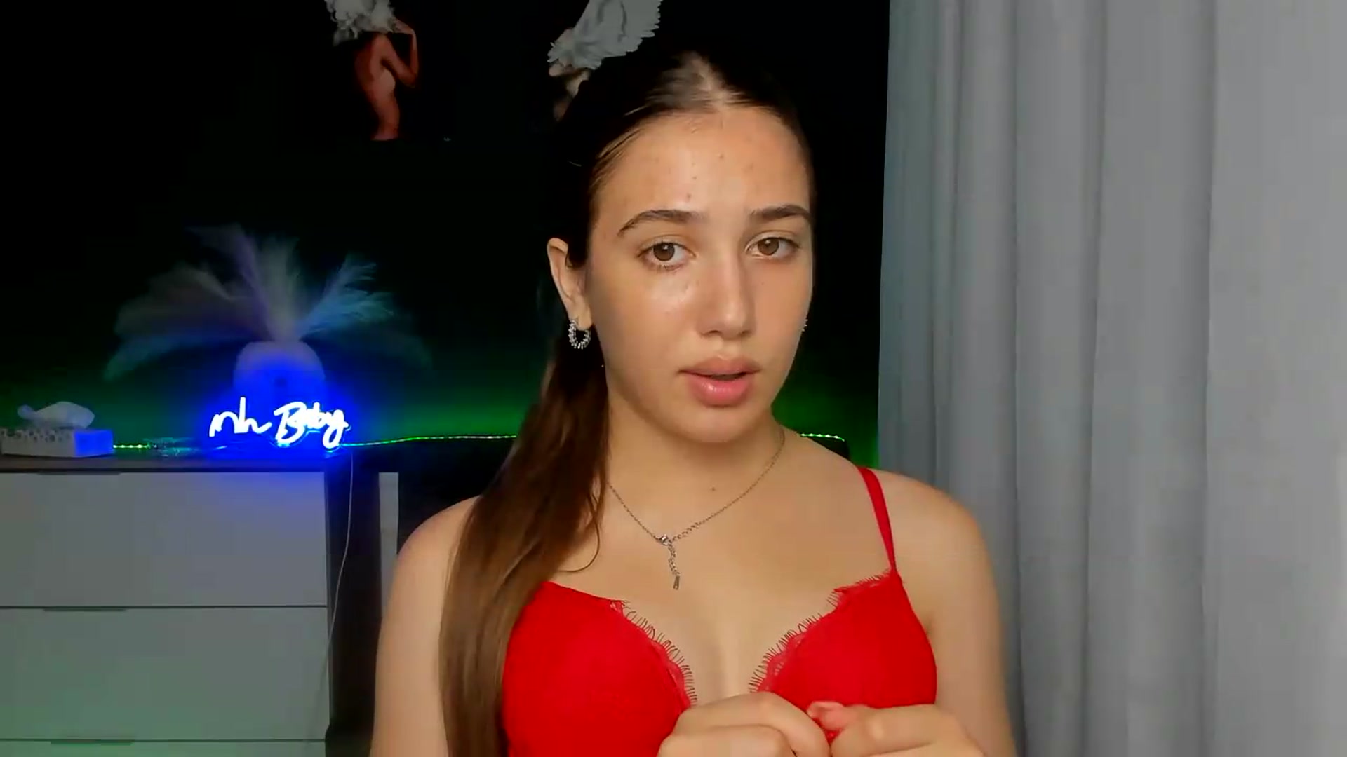Gallery image thumbnail from AlexaPirs's myfreecams stream on, 07/27/2026, 16:13 image 10 of 20