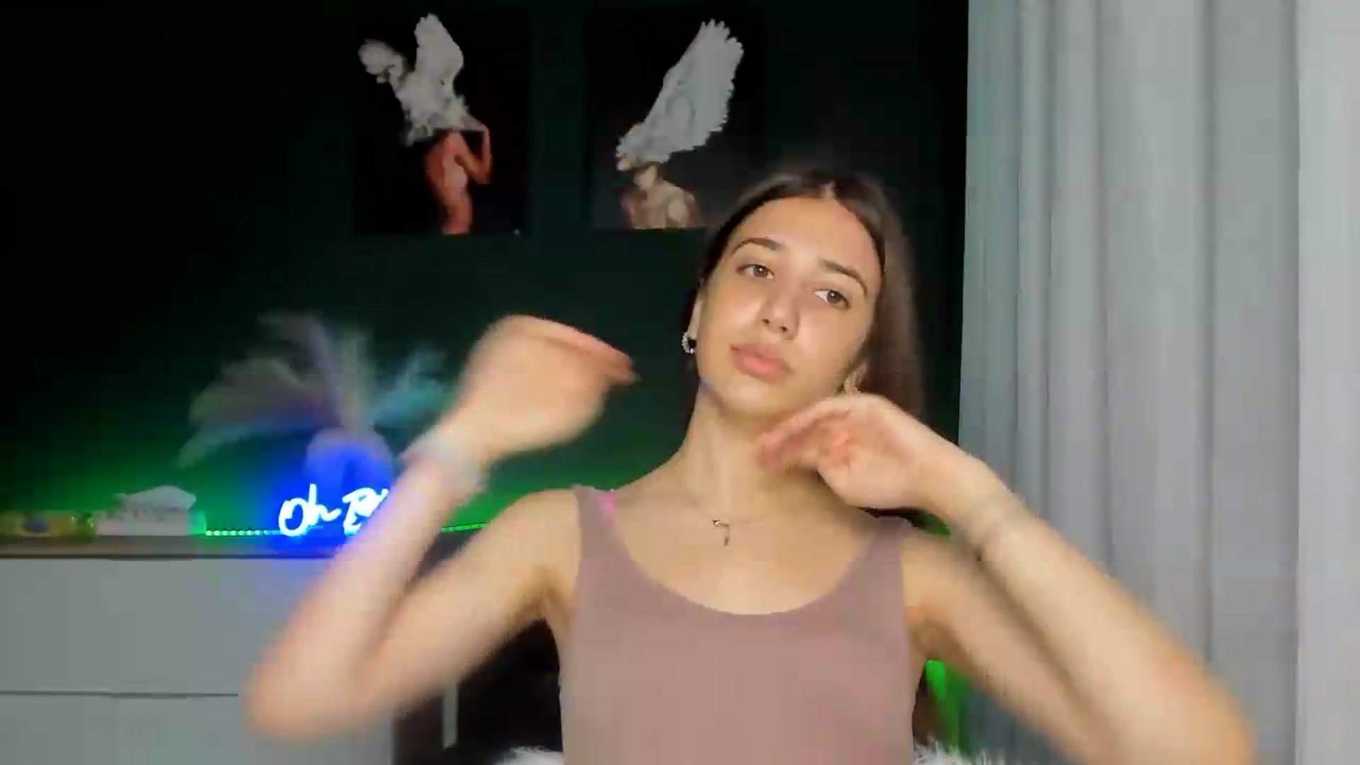 Gallery image thumbnail from AlexaPirs's myfreecams stream on, 07/28/2026, 12:38 image 6 of 20