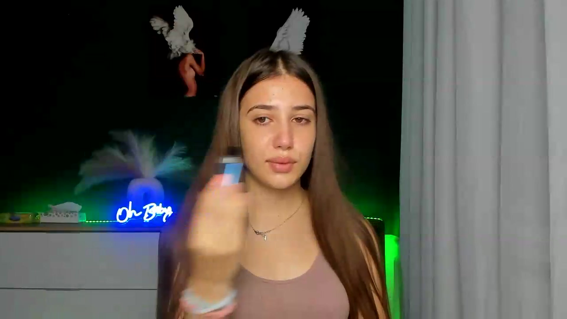 Gallery image thumbnail from AlexaPirs's myfreecams stream on, 07/28/2026, 12:38 image 17 of 20