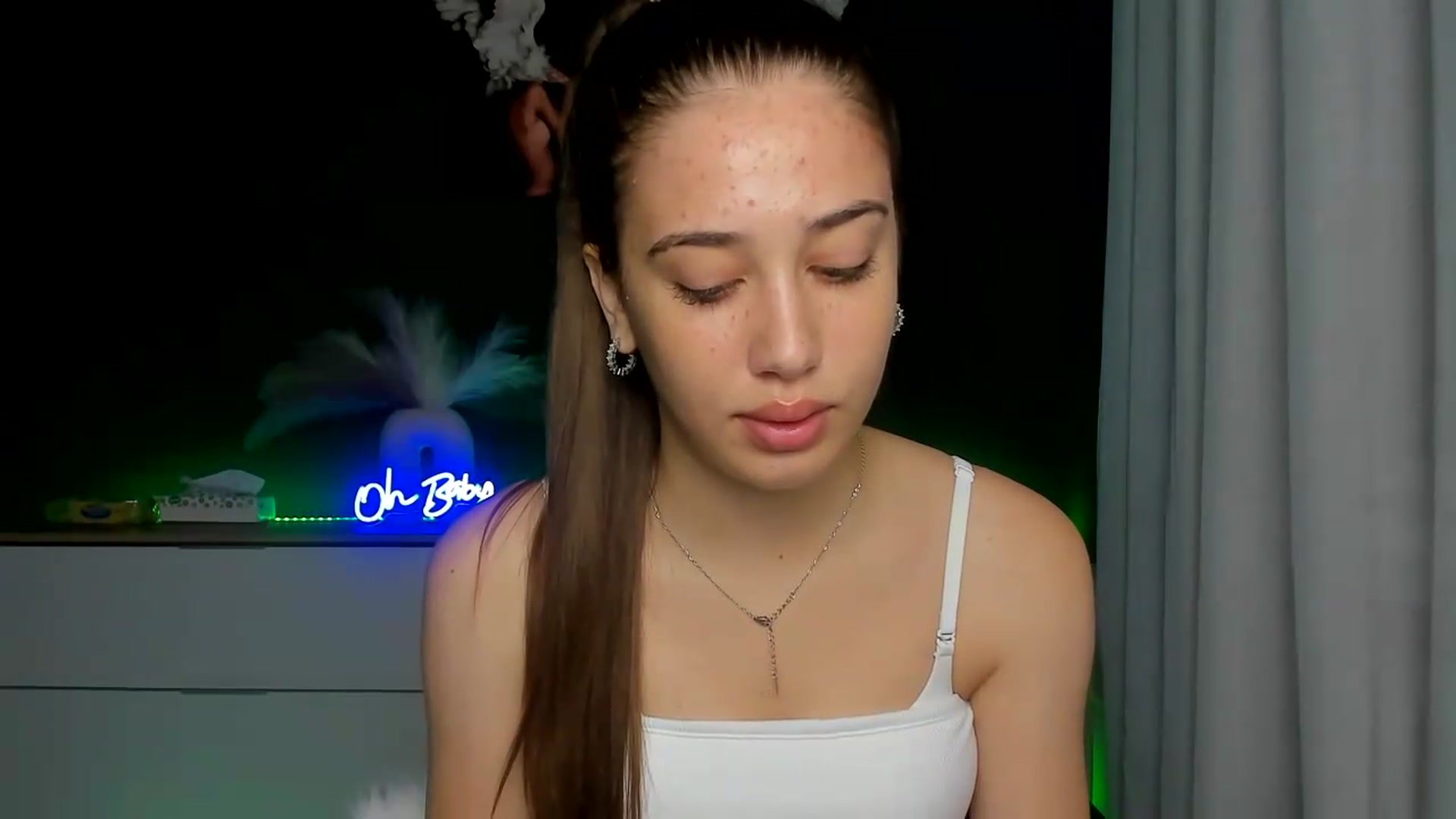 Gallery image thumbnail from AlexaPirs's myfreecams stream on, 07/29/2026, 13:44 image 10 of 20