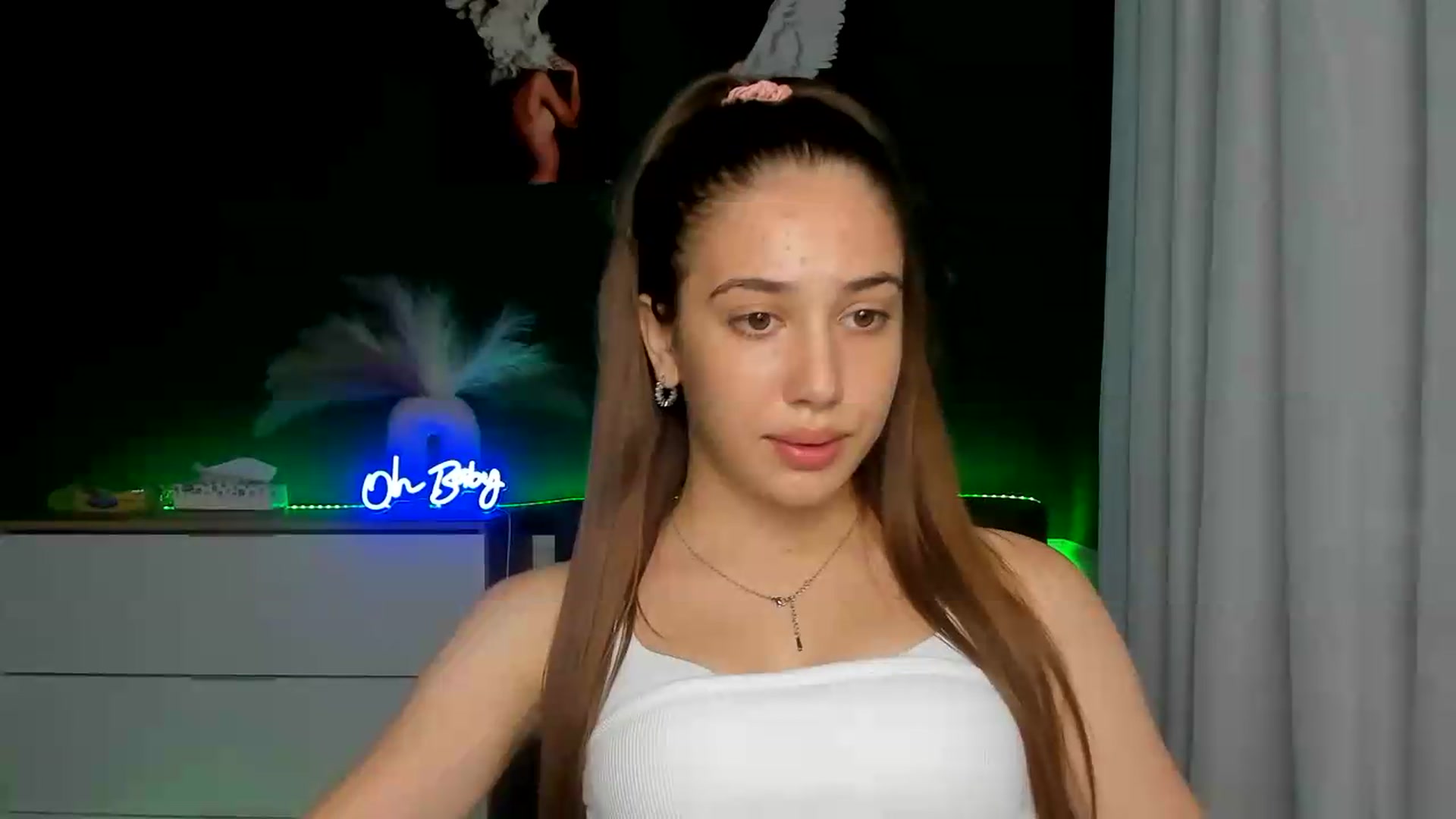 Gallery image thumbnail from AlexaPirs's myfreecams stream on, 07/29/2026, 14:56 image 6 of 20