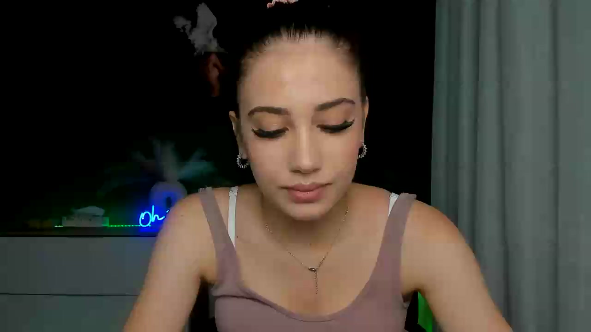 Gallery image thumbnail from AlexaPirs's myfreecams stream on, 07/30/2026, 12:55 image 1 of 20