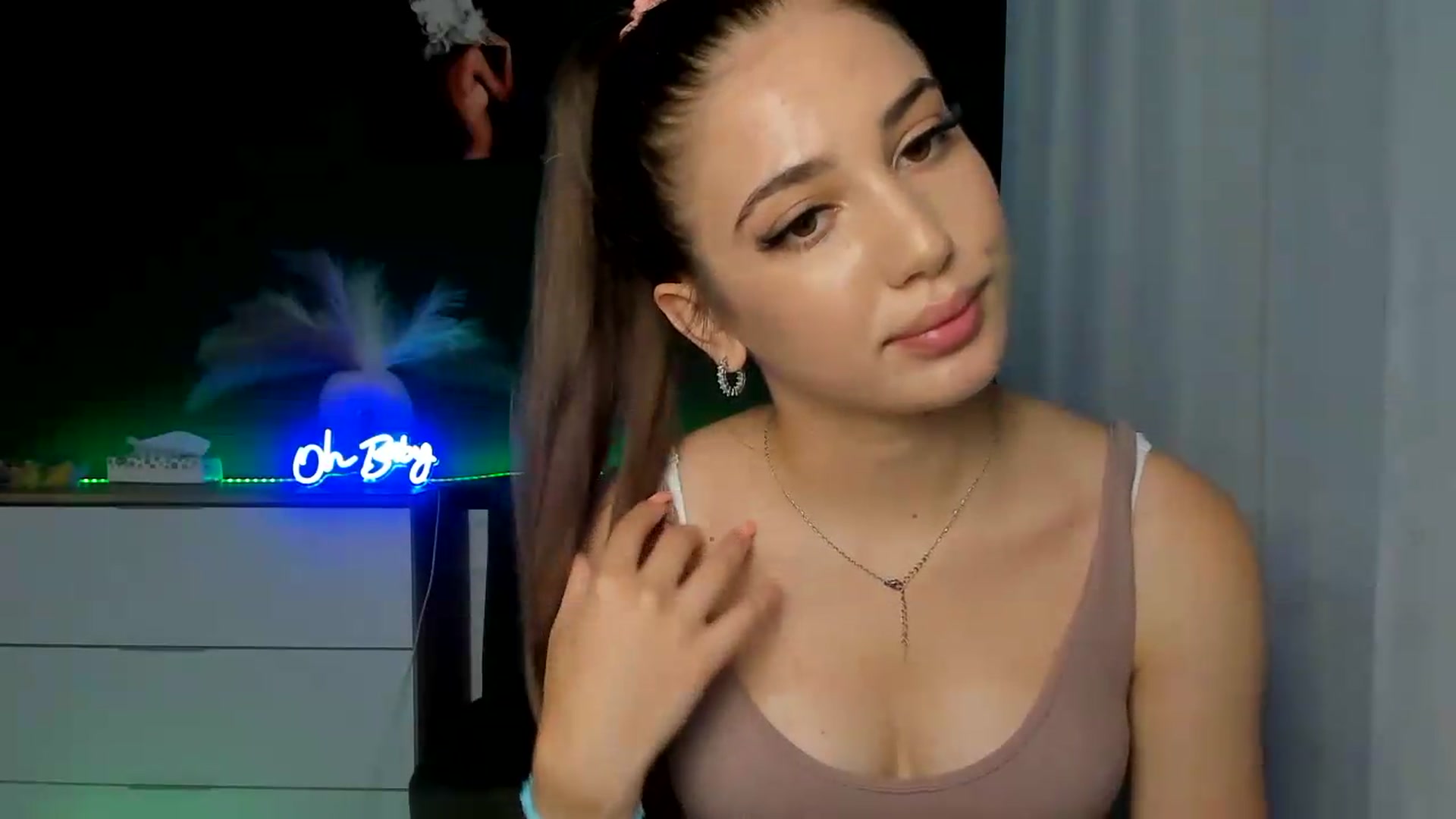Gallery image thumbnail from AlexaPirs's myfreecams stream on, 07/30/2026, 14:24 image 16 of 20