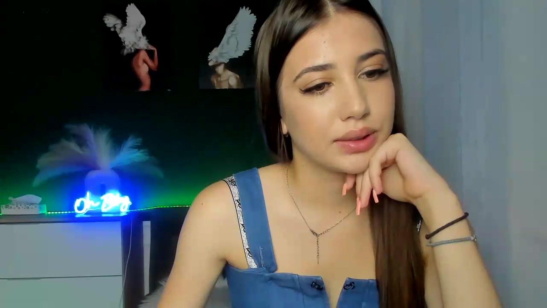 Gallery image thumbnail from AlexaPirs's myfreecams stream on, 07/31/2026, 13:12 image 14 of 20