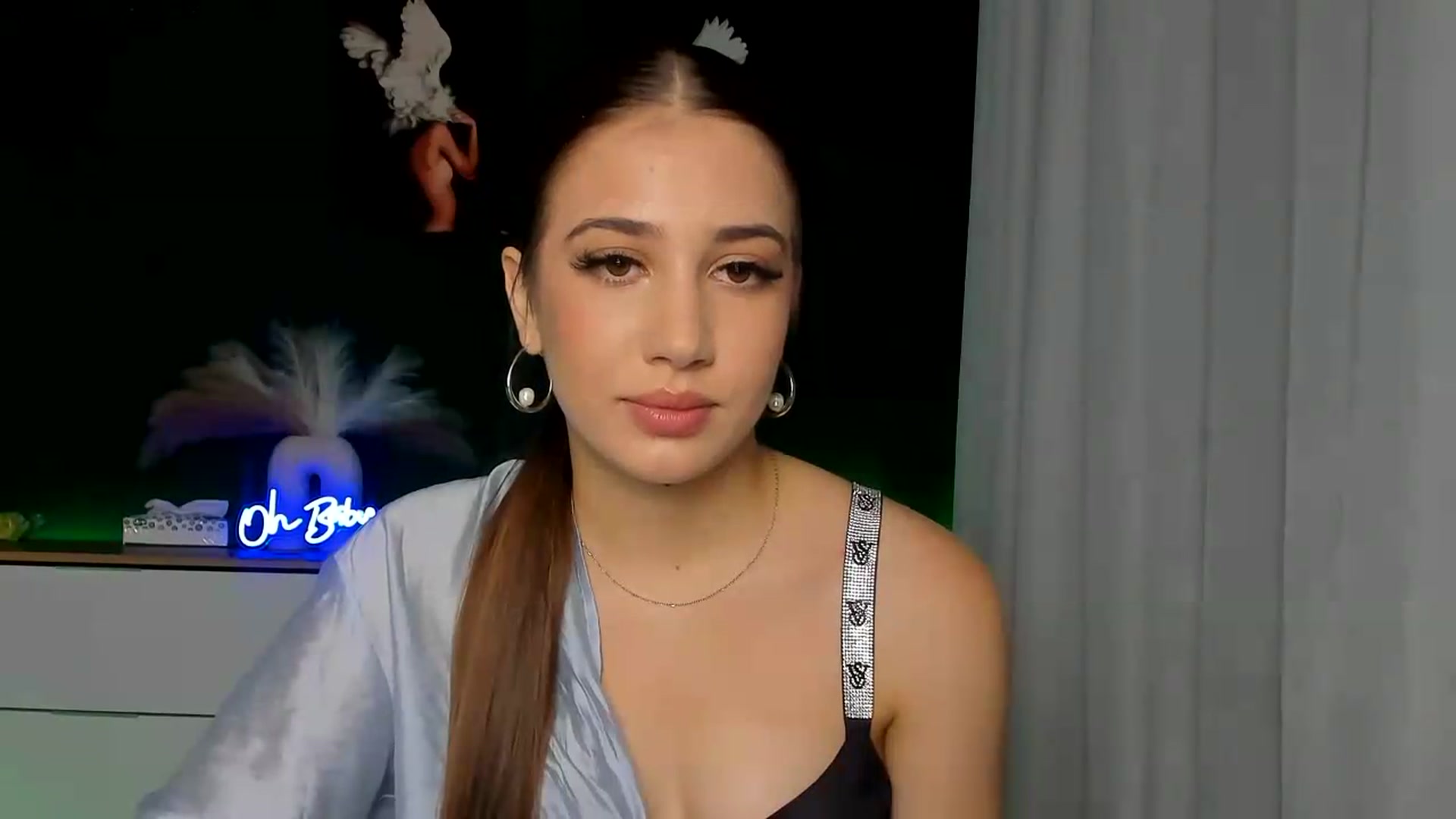 Gallery image thumbnail from AlexaPirs's myfreecams stream on, 08/02/2026, 13:20 image 8 of 20