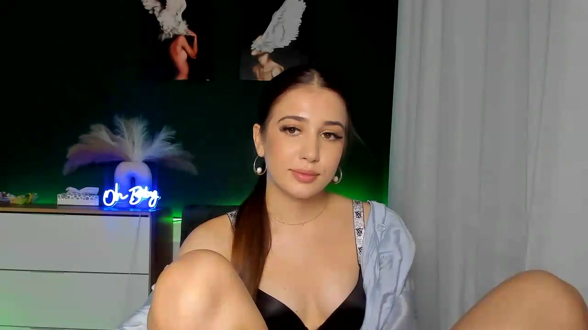 Gallery image thumbnail from AlexaPirs's myfreecams stream on, 08/02/2026, 15:16 image 8 of 20