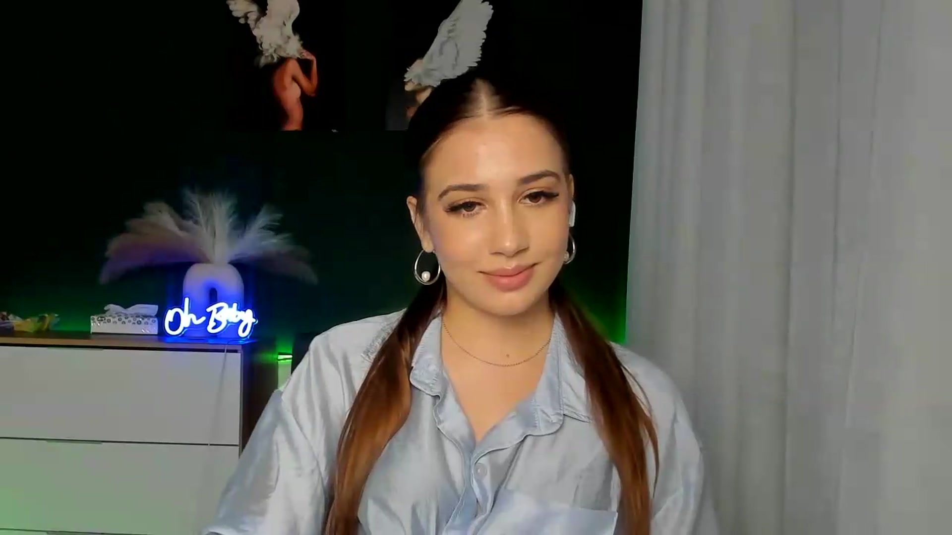 Gallery image thumbnail from AlexaPirs's myfreecams stream on, 08/02/2026, 16:44 image 7 of 20