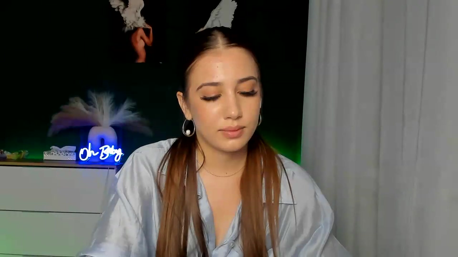 Gallery image thumbnail from AlexaPirs's myfreecams stream on, 08/02/2026, 16:44 image 11 of 20