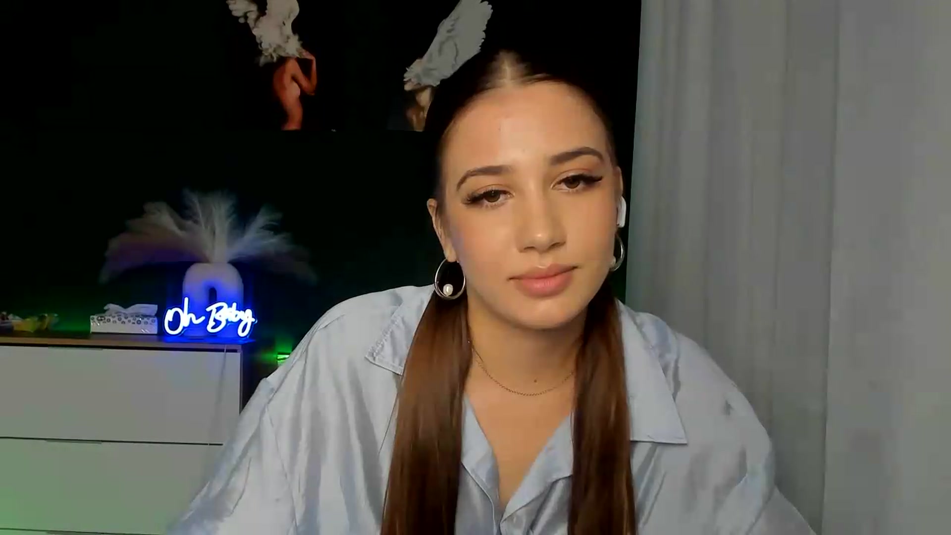 Gallery image thumbnail from AlexaPirs's myfreecams stream on, 08/02/2026, 16:44 image 5 of 20