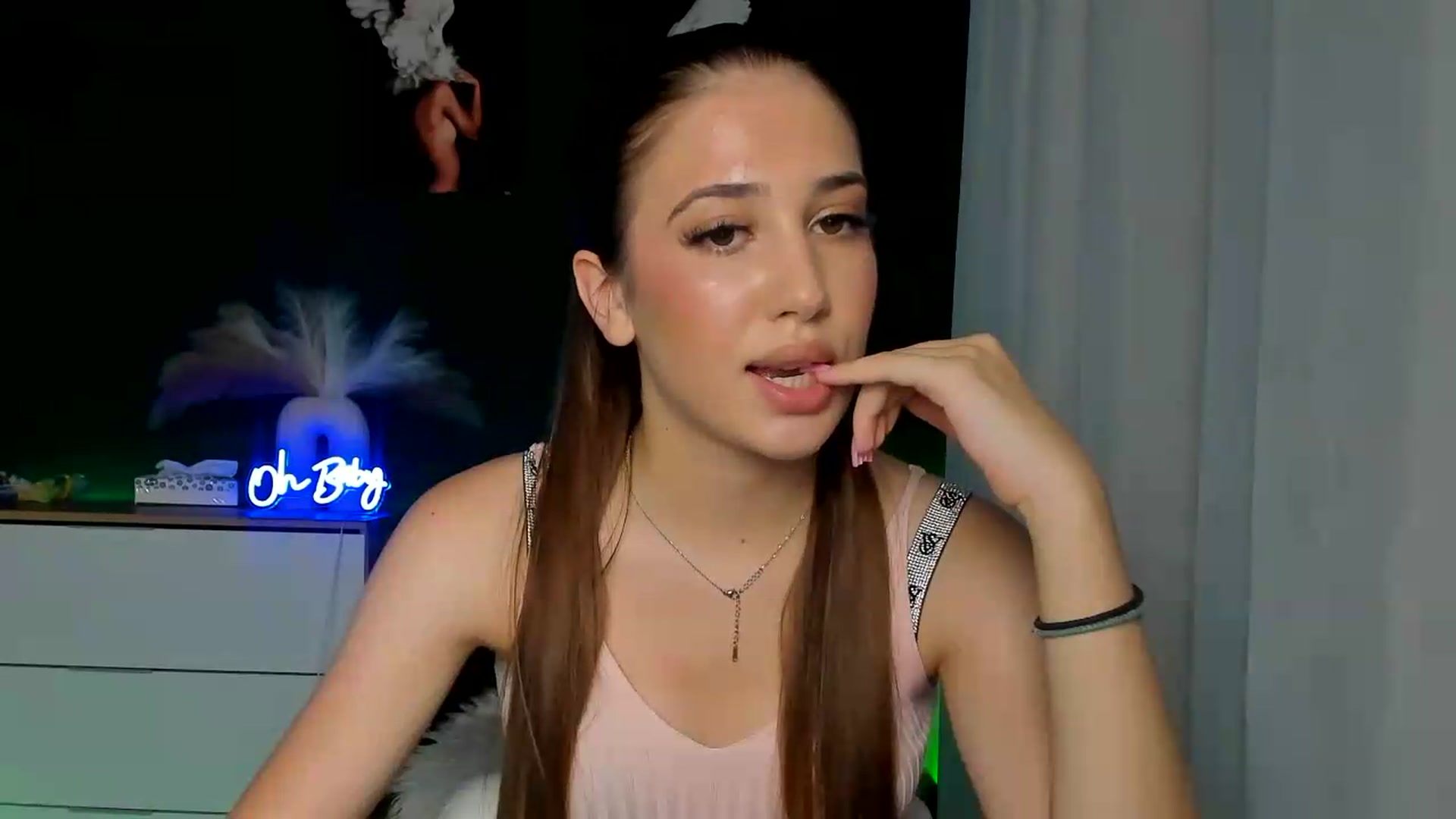 Gallery image thumbnail from AlexaPirs's myfreecams stream on, 08/03/2026, 12:43 image 19 of 20
