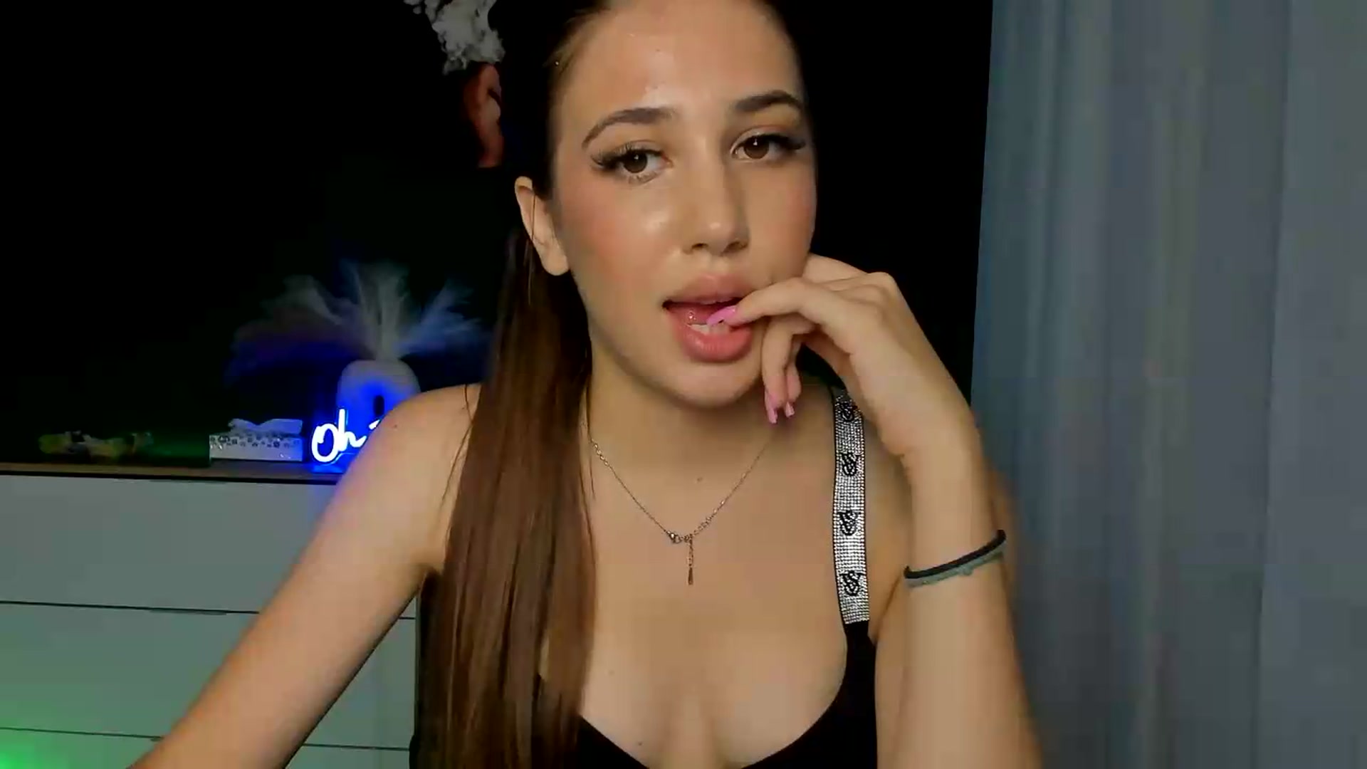 Gallery image thumbnail from AlexaPirs's myfreecams stream on, 08/03/2026, 15:59 image 10 of 20