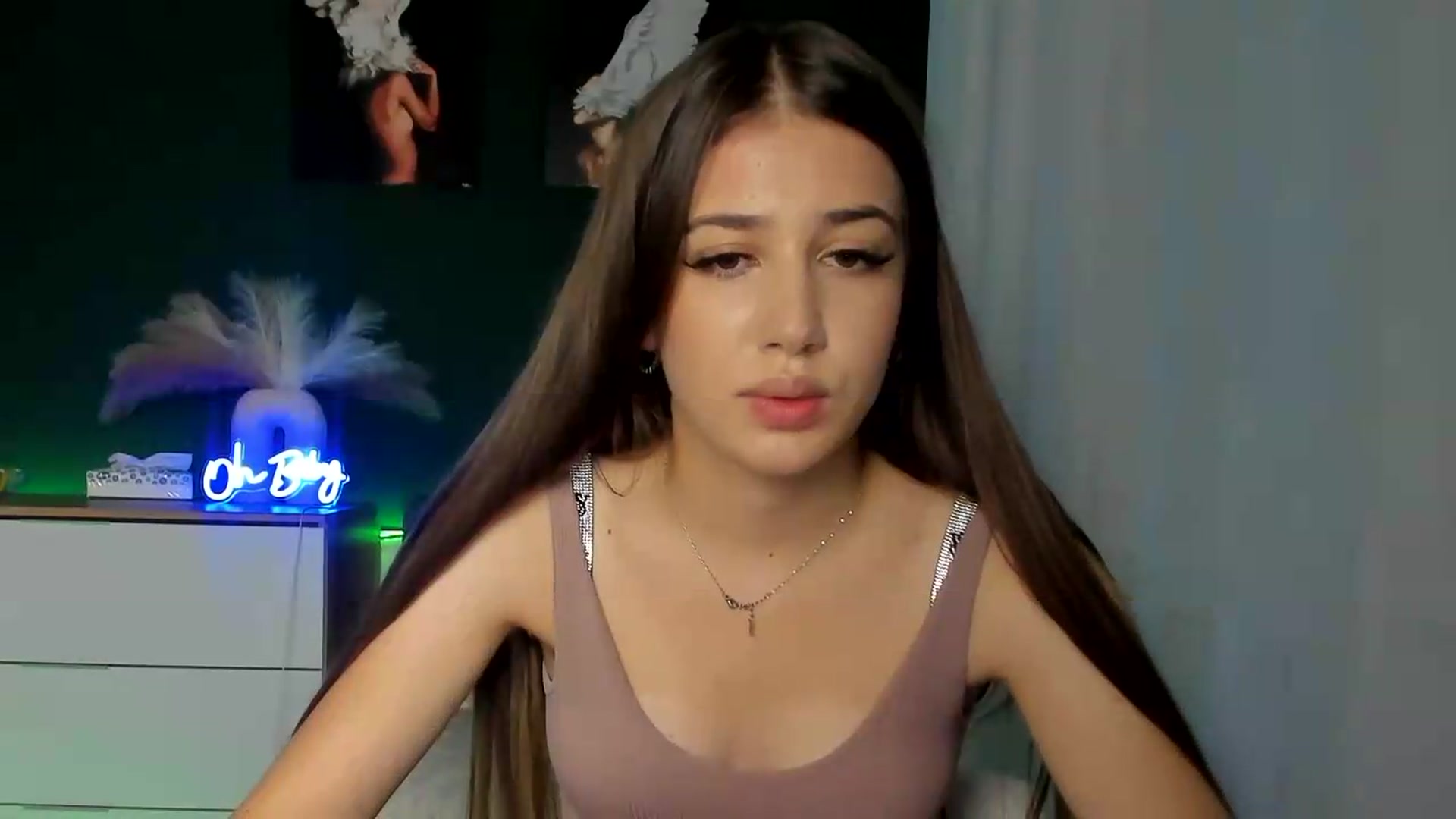 Gallery image thumbnail from AlexaPirs's myfreecams stream on, 08/04/2026, 15:34 image 20 of 20