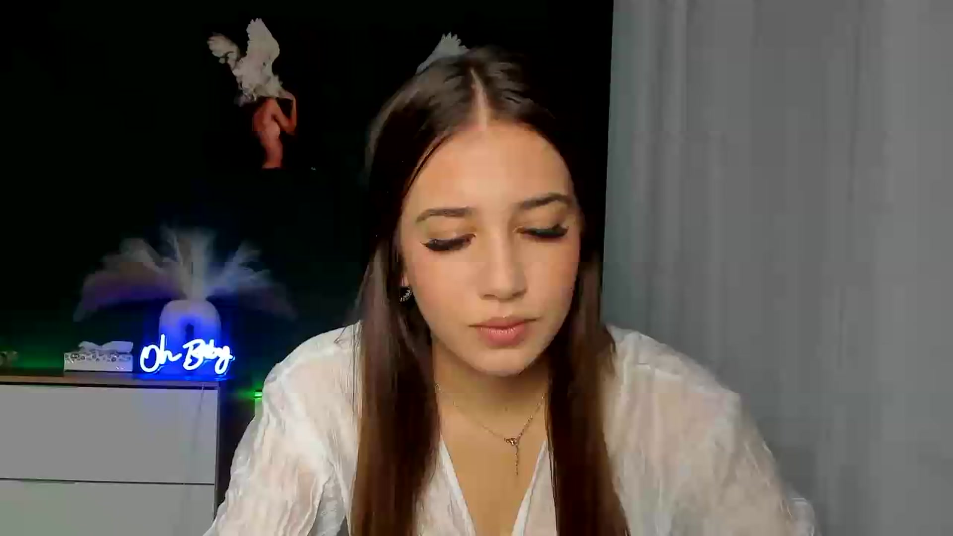 Gallery image thumbnail from AlexaPirs's myfreecams stream on, 08/05/2026, 12:35 image 1 of 20