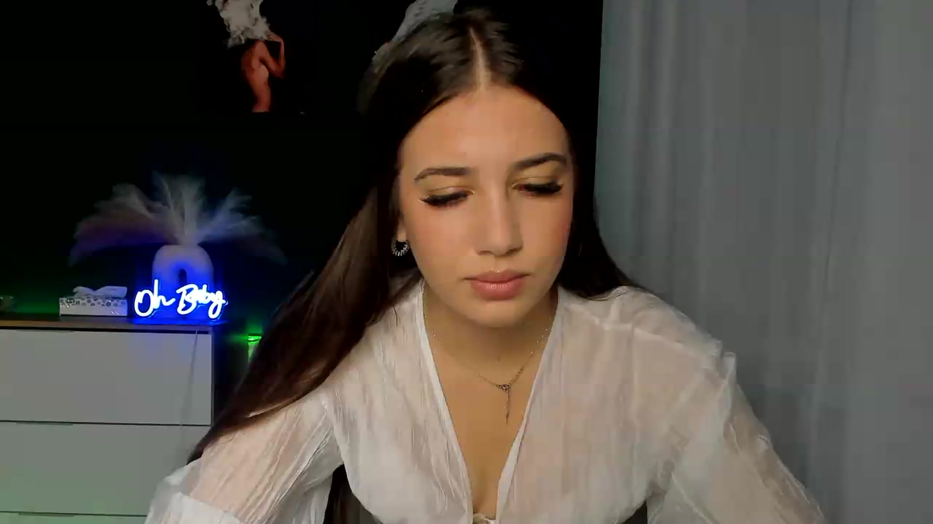 Gallery image thumbnail from AlexaPirs's myfreecams stream on, 08/05/2026, 12:35 image 6 of 20