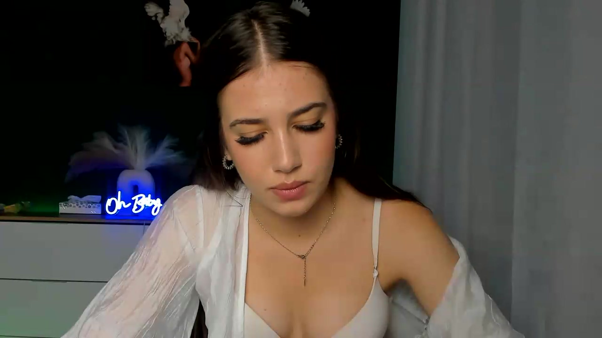 Gallery image thumbnail from AlexaPirs's myfreecams stream on, 08/05/2026, 13:44 image 12 of 20