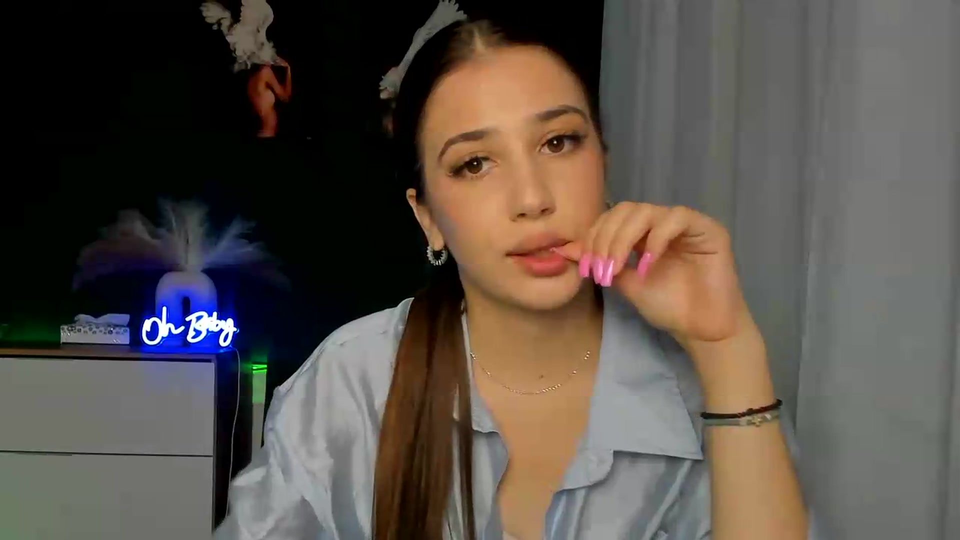 Gallery image thumbnail from AlexaPirs's myfreecams stream on, 08/12/2026, 12:26 image 4 of 20