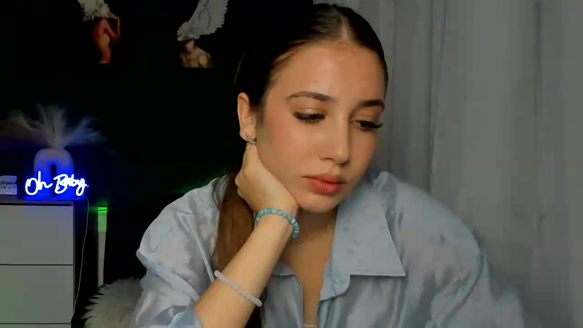 Gallery image thumbnail from AlexaPirs's myfreecams stream on, 08/12/2026, 13:35 image 7 of 20