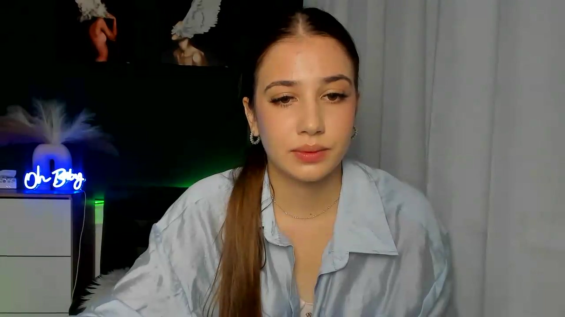 Gallery image thumbnail from AlexaPirs's myfreecams stream on, 08/12/2026, 13:35 image 9 of 20