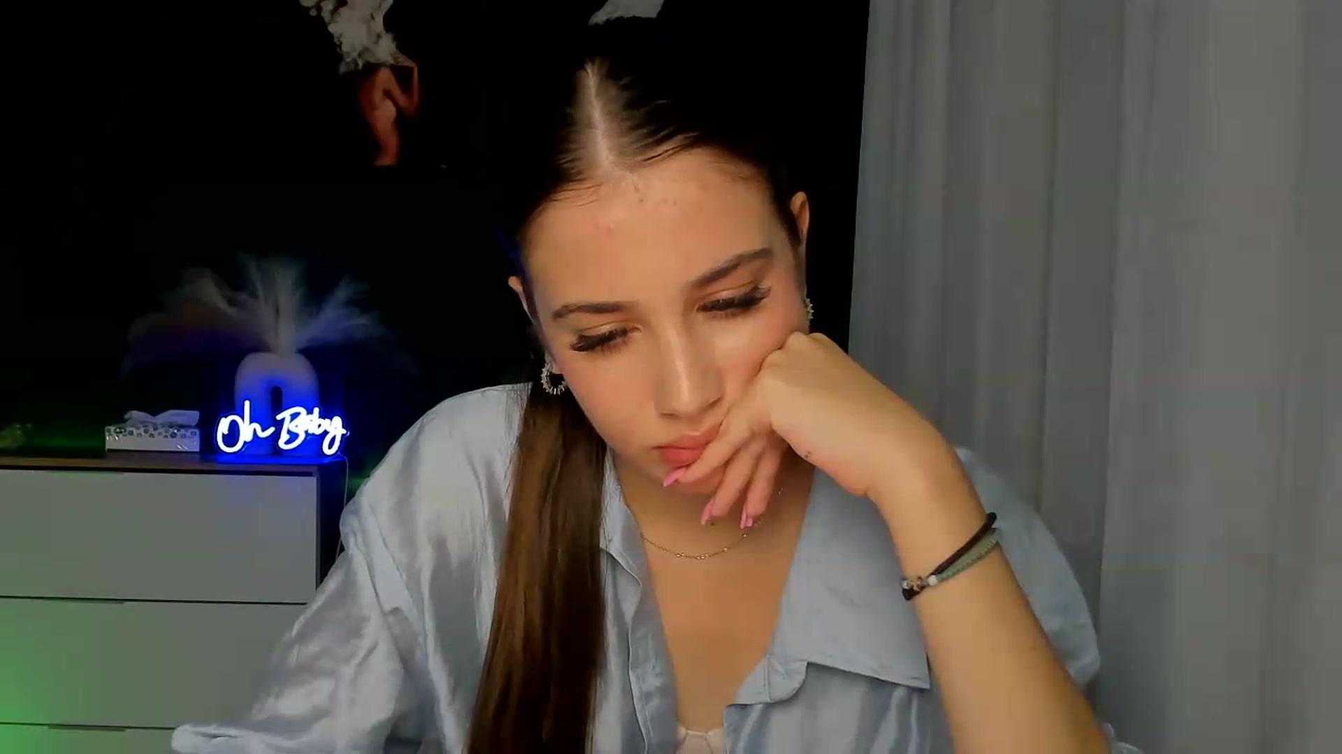 Gallery image thumbnail from AlexaPirs's myfreecams stream on, 08/12/2026, 14:31 image 5 of 20