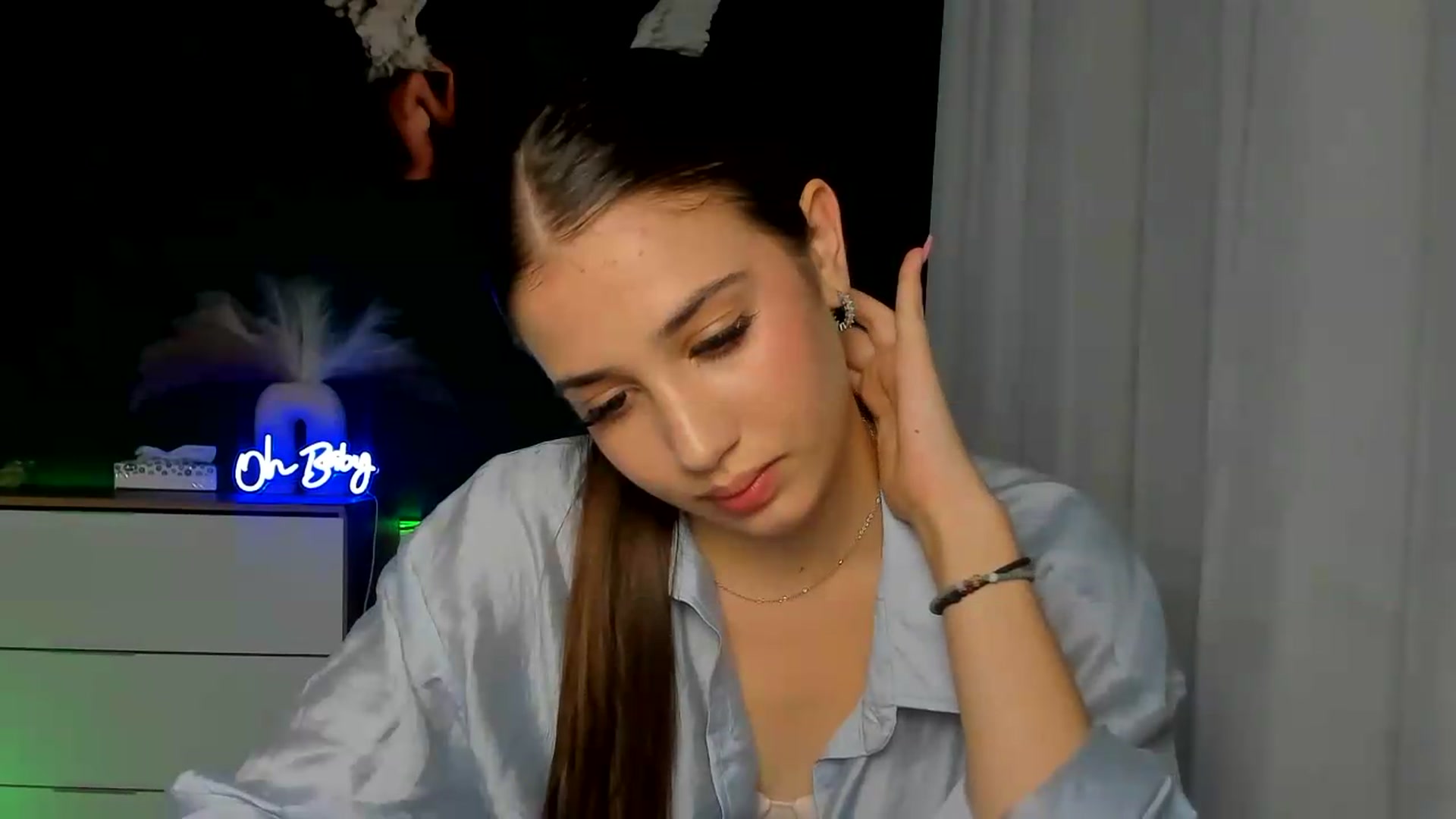 Gallery image thumbnail from AlexaPirs's myfreecams stream on, 08/12/2026, 14:31 image 7 of 20