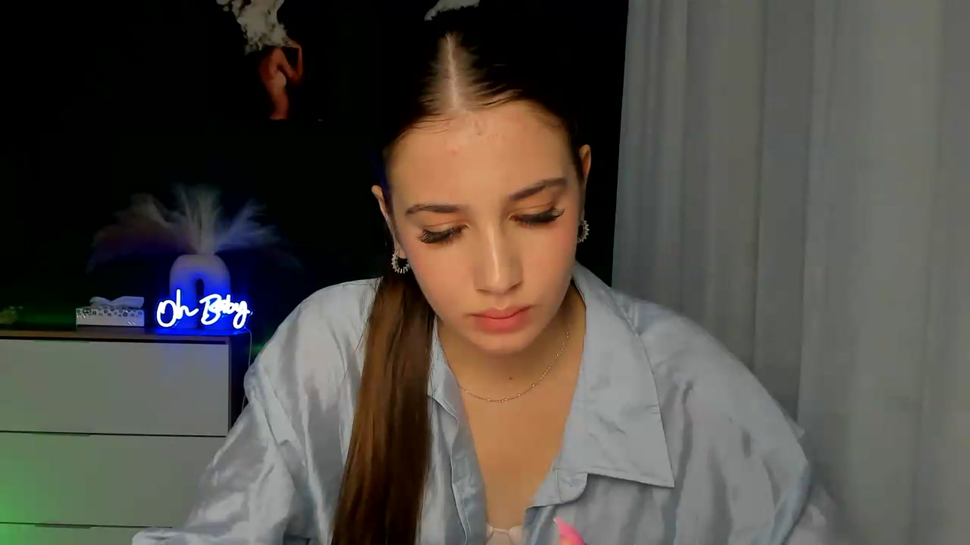 Gallery image thumbnail from AlexaPirs's myfreecams stream on, 08/12/2026, 14:31 image 4 of 20