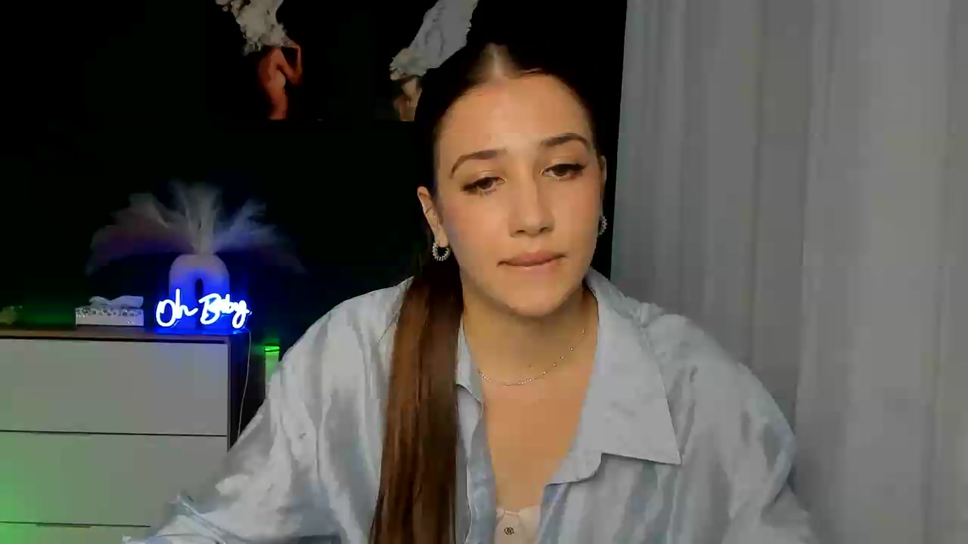 Gallery image thumbnail from AlexaPirs's myfreecams stream on, 08/12/2026, 14:31 image 14 of 20