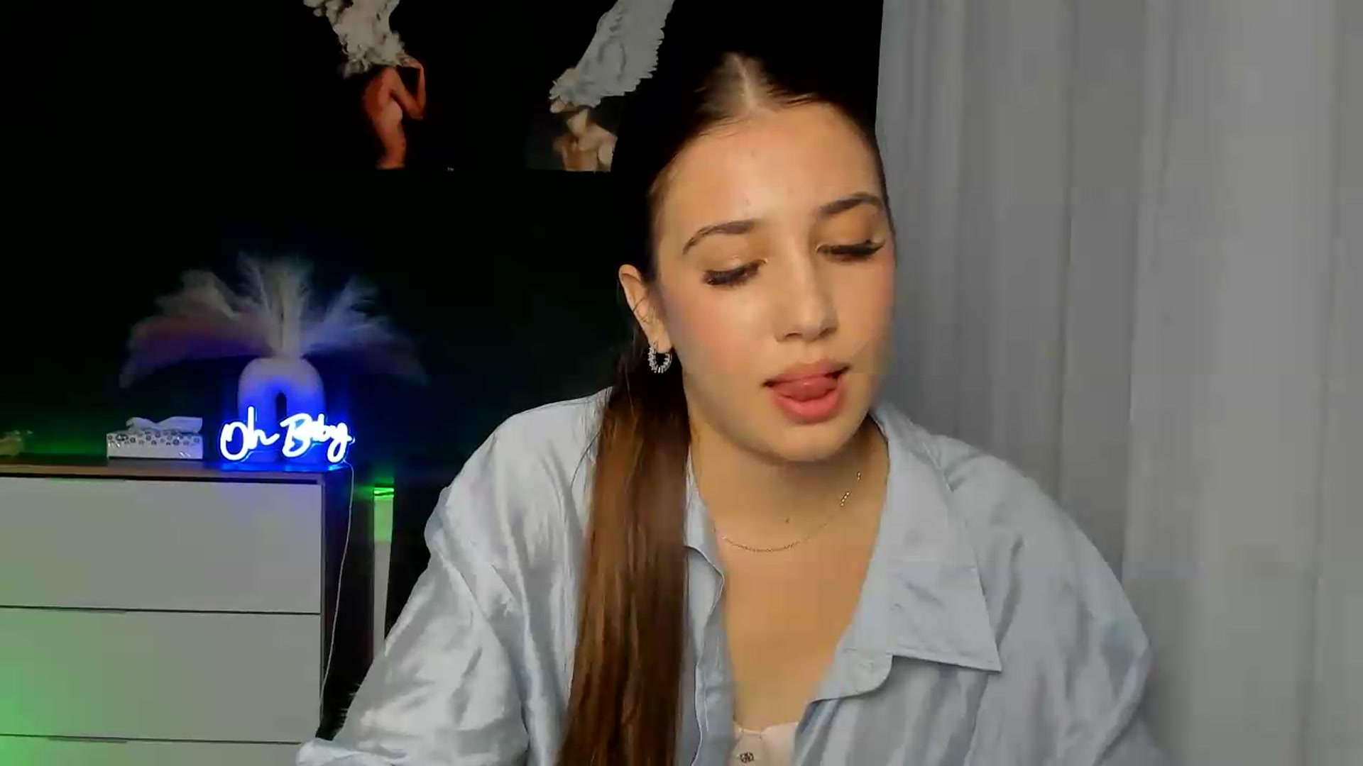 Gallery image thumbnail from AlexaPirs's myfreecams stream on, 08/12/2026, 14:31 image 10 of 20