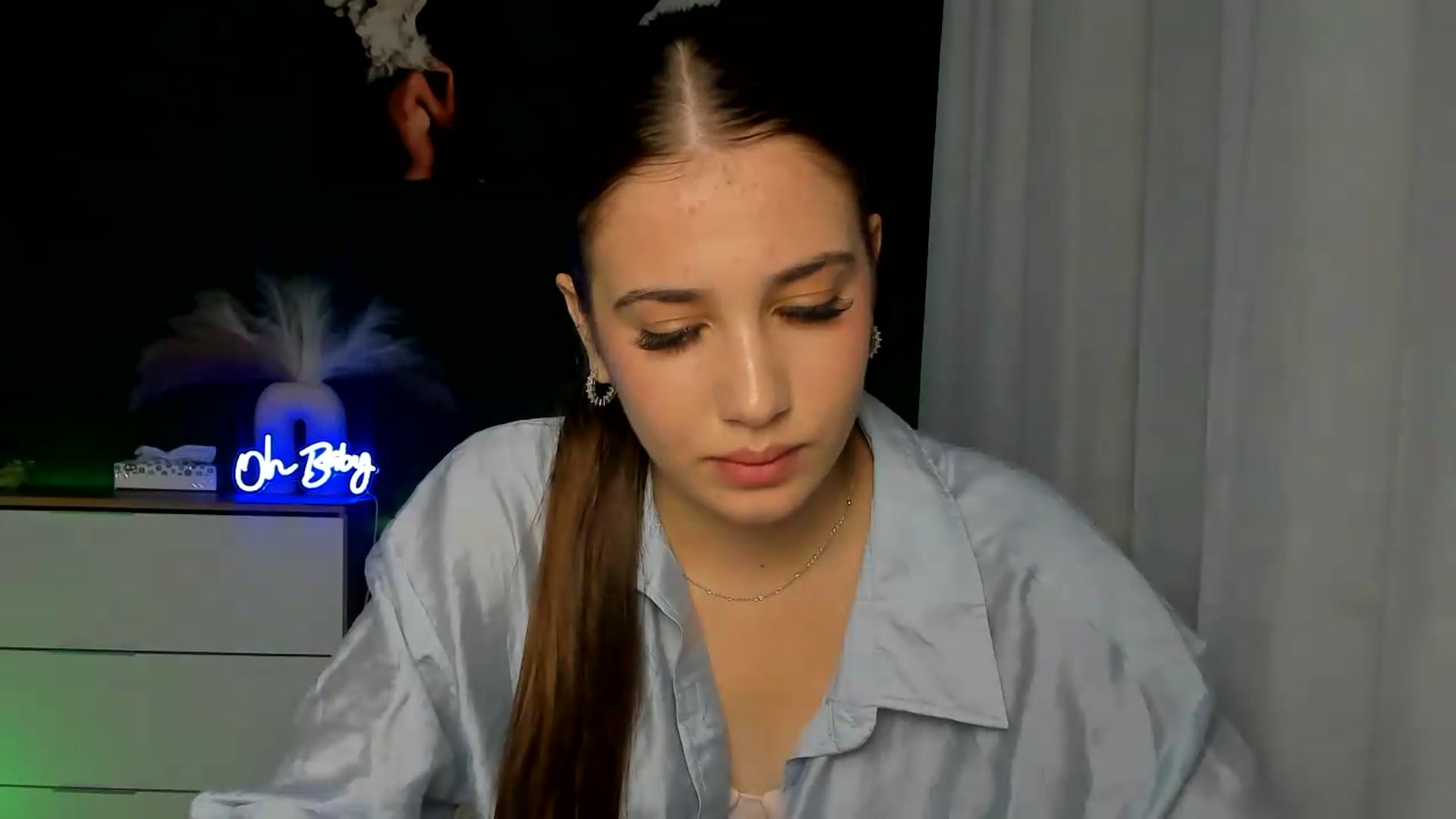 Gallery image thumbnail from AlexaPirs's myfreecams stream on, 08/12/2026, 14:31 image 2 of 20