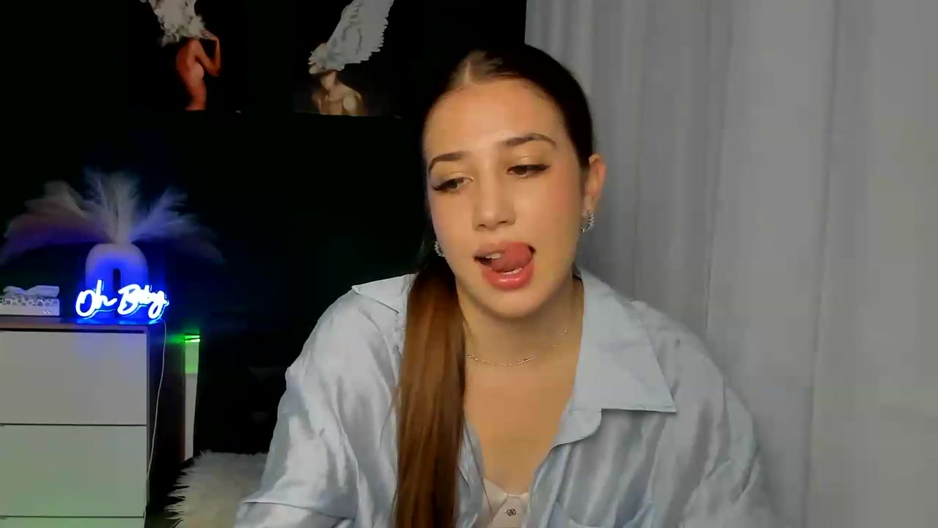Gallery image thumbnail from AlexaPirs's myfreecams stream on, 08/12/2026, 16:40 image 19 of 20