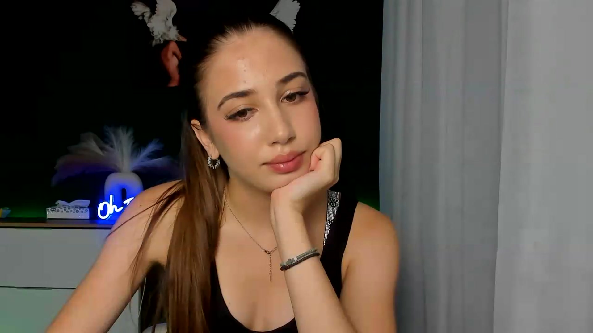 Gallery image thumbnail from AlexaPirs's myfreecams stream on, 08/14/2026, 15:03 image 2 of 20