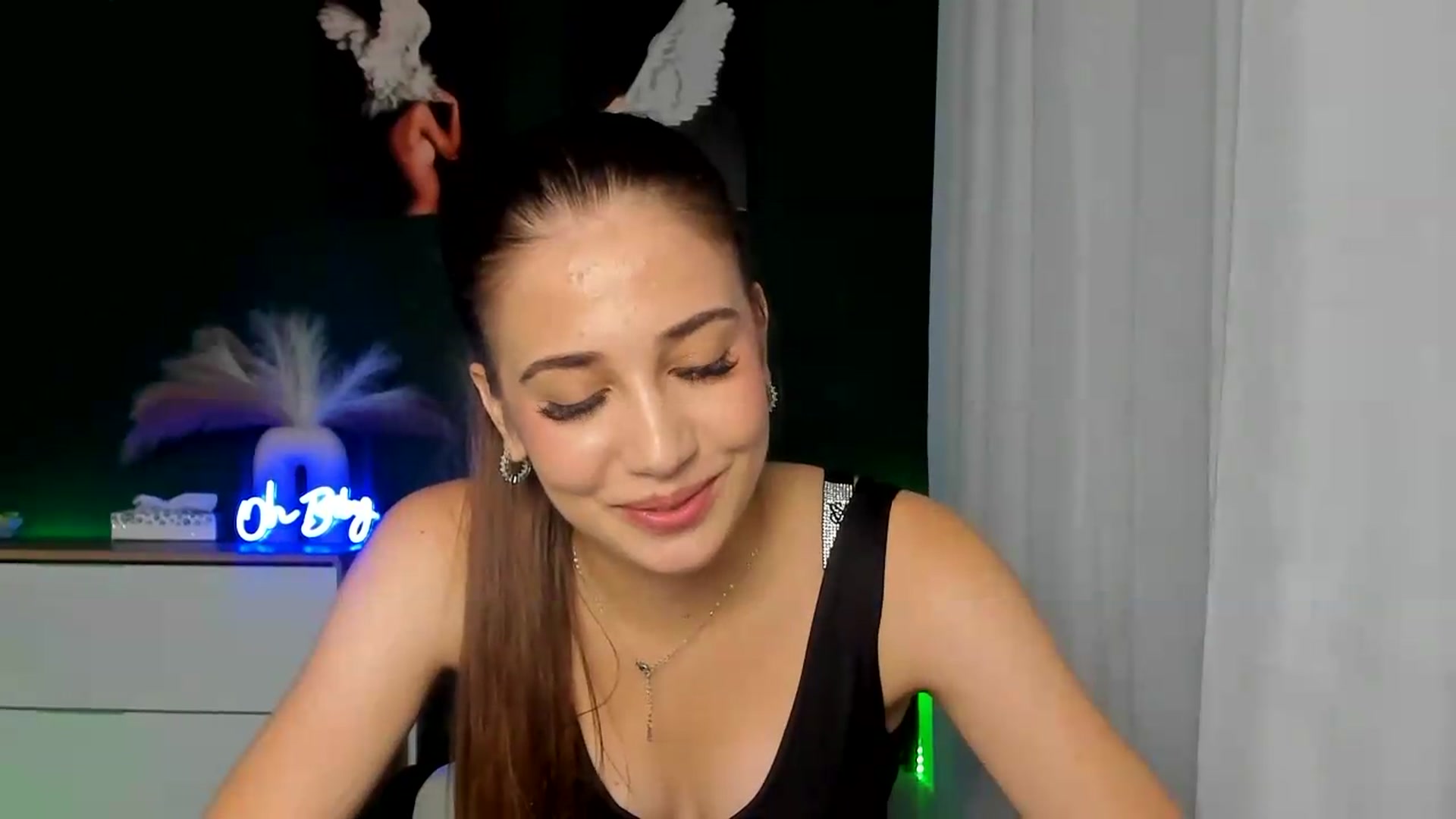 Gallery image thumbnail from AlexaPirs's myfreecams stream on, 08/14/2026, 15:03 image 20 of 20