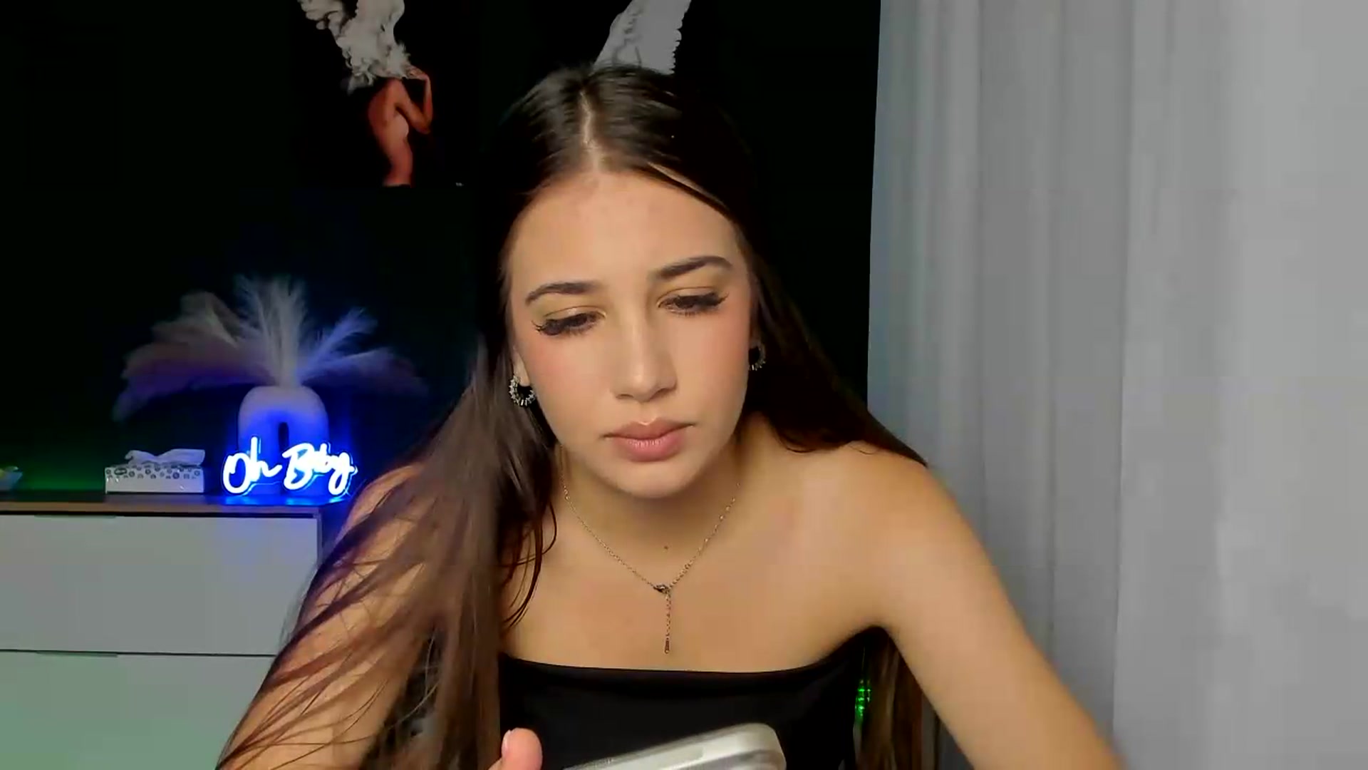Gallery image thumbnail from AlexaPirs's myfreecams stream on, 08/16/2026, 12:39 image 7 of 20