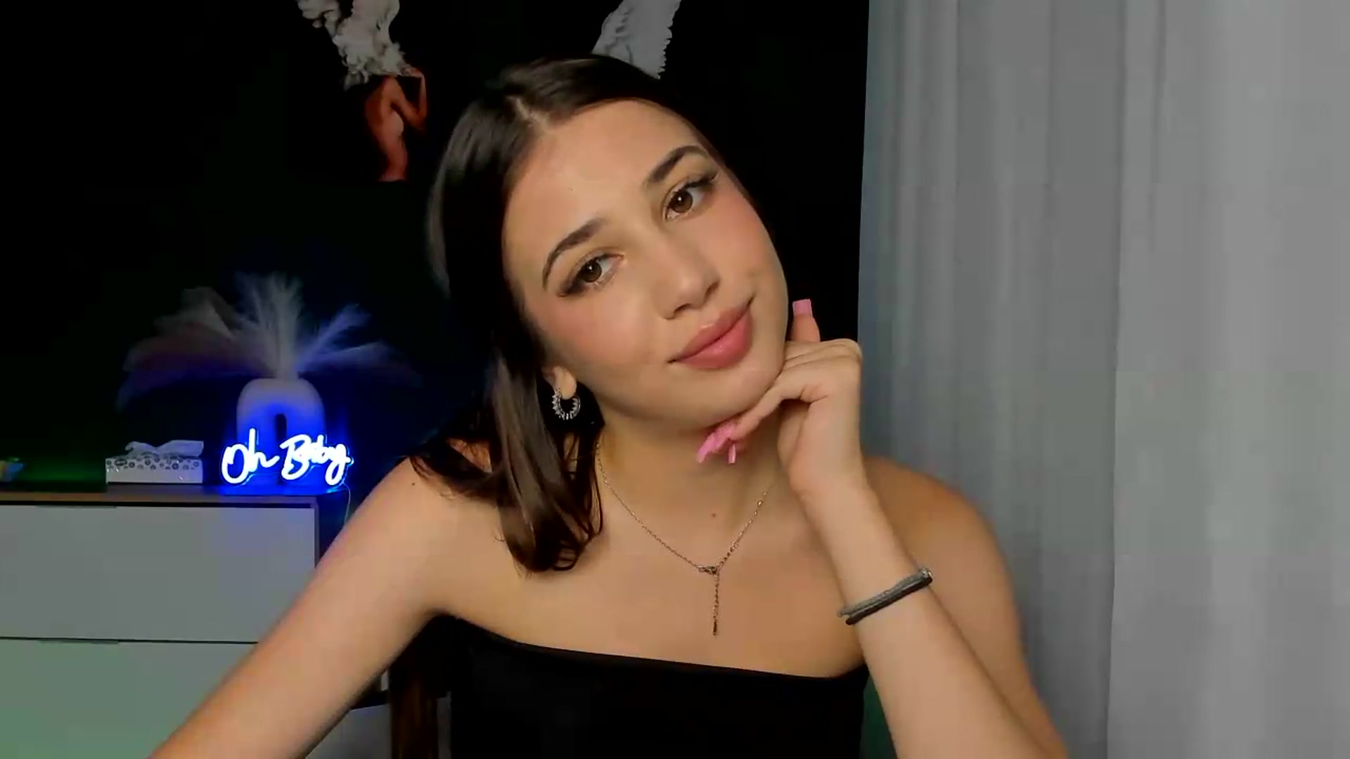 Gallery image thumbnail from AlexaPirs's myfreecams stream on, 08/16/2026, 13:54 image 4 of 20
