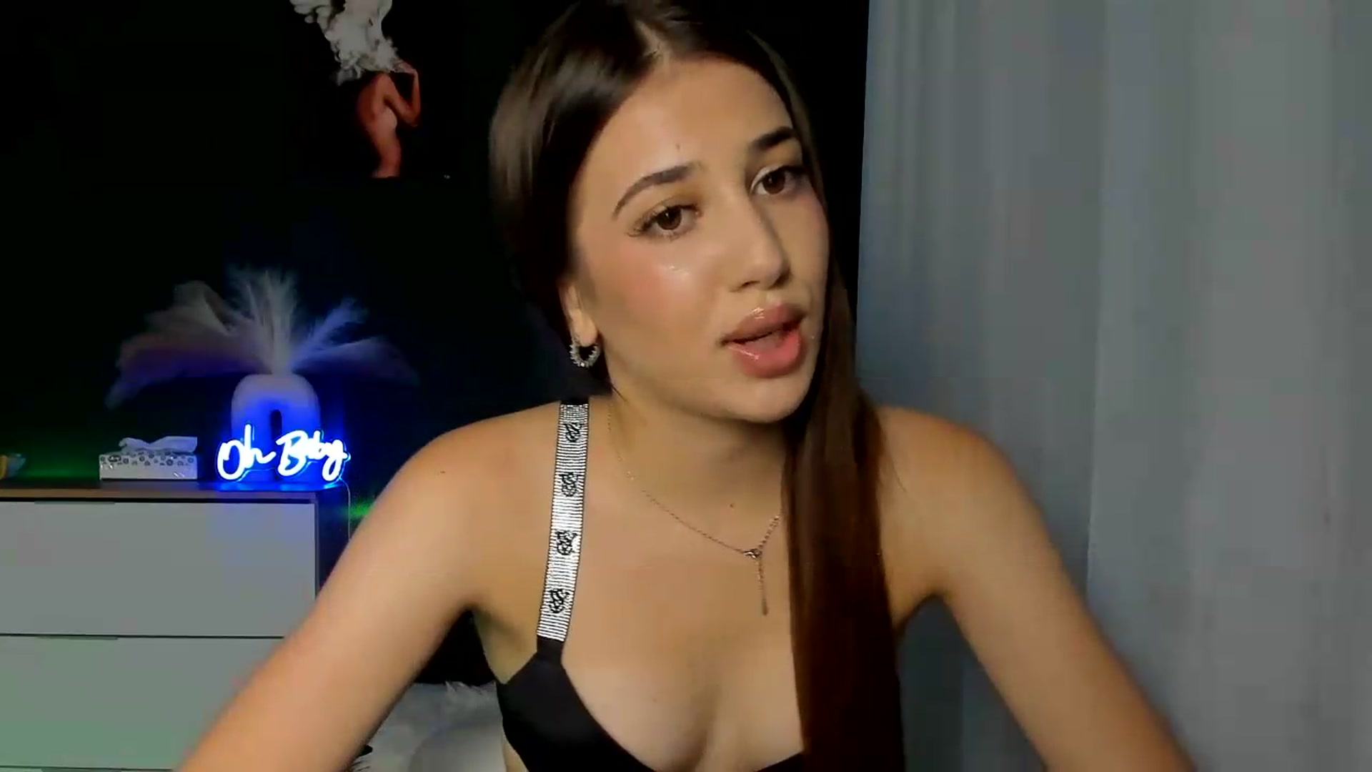 Gallery image thumbnail from AlexaPirs's myfreecams stream on, 08/19/2026, 14:59 image 10 of 20