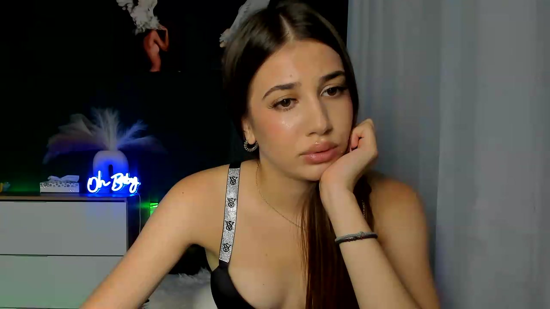 Gallery image thumbnail from AlexaPirs's myfreecams stream on, 08/19/2026, 14:59 image 4 of 20