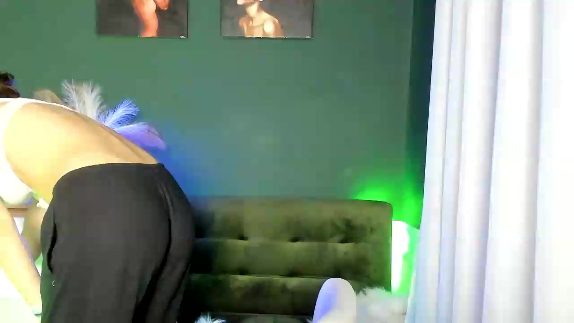 Gallery image thumbnail from AlexaPirs's myfreecams stream on, 08/25/2026, 15:37 image 8 of 20