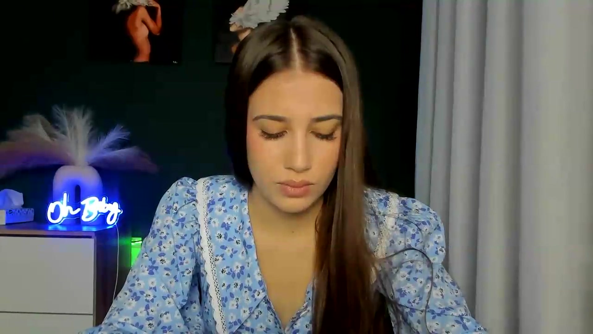 Gallery image thumbnail from AlexaPirs's myfreecams stream on, 08/31/2026, 13:26 image 10 of 20