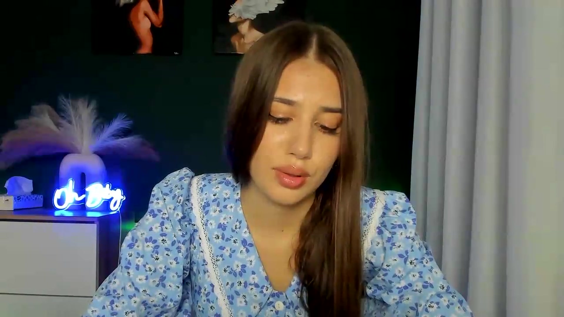 Gallery image thumbnail from AlexaPirs's myfreecams stream on, 09/01/2026, 16:03 image 3 of 20