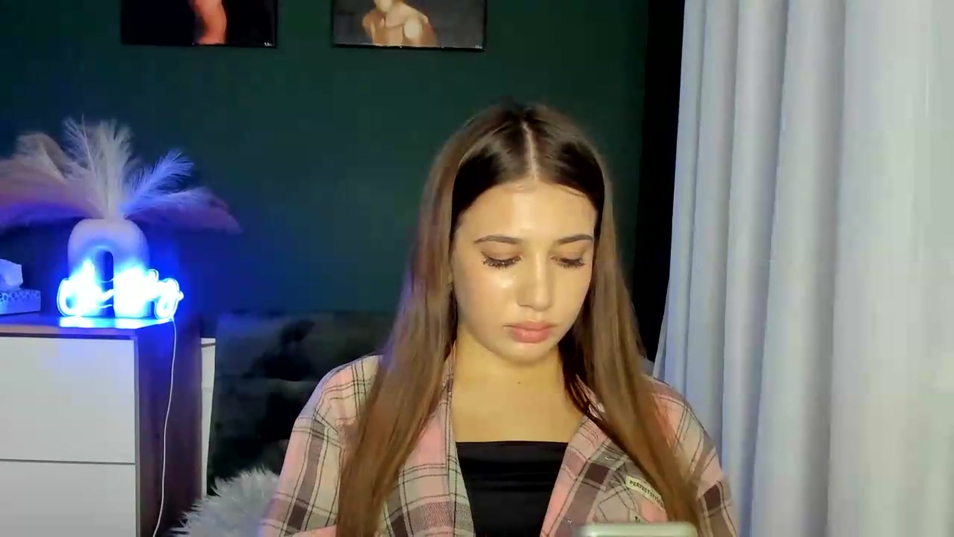 Gallery image thumbnail from AlexaPirs's myfreecams stream on, 09/03/2026, 16:44 image 14 of 20