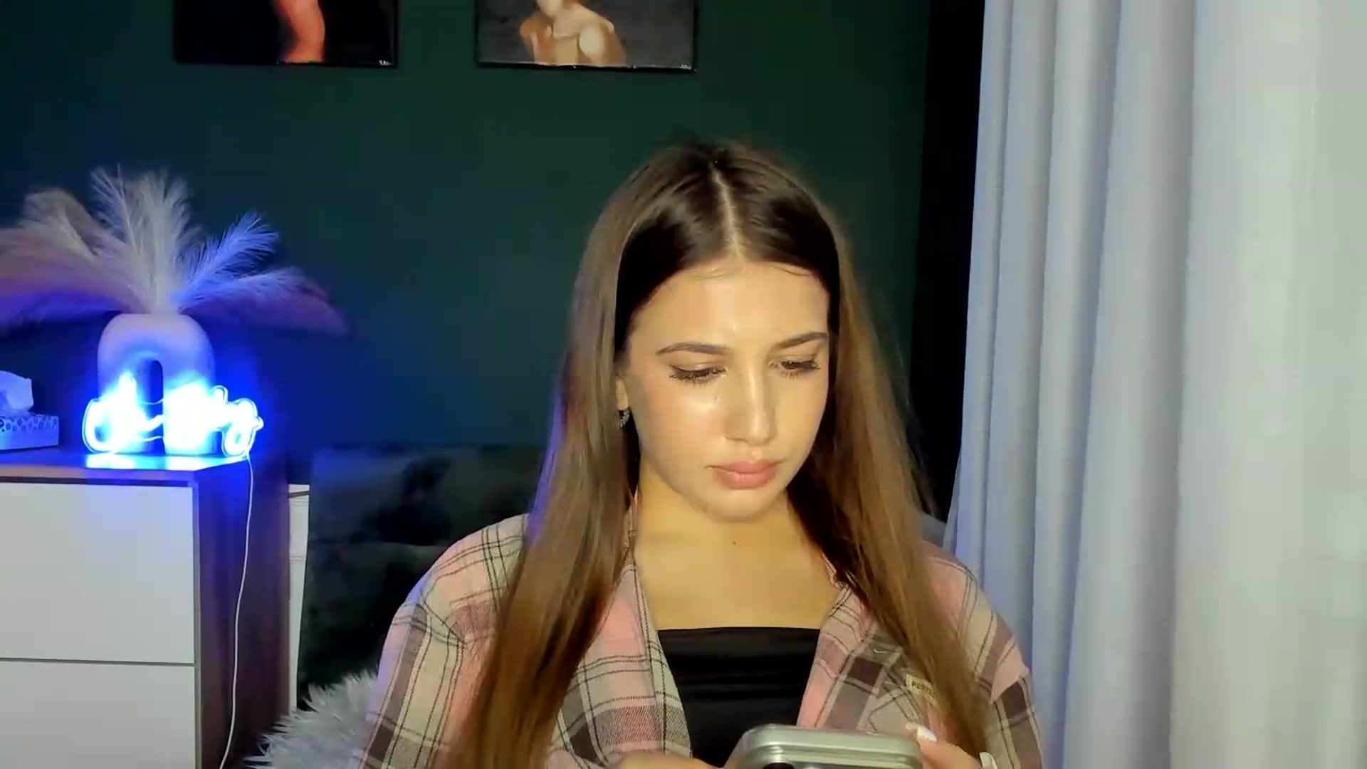 Gallery image thumbnail from AlexaPirs's myfreecams stream on, 09/03/2026, 16:44 image 7 of 20