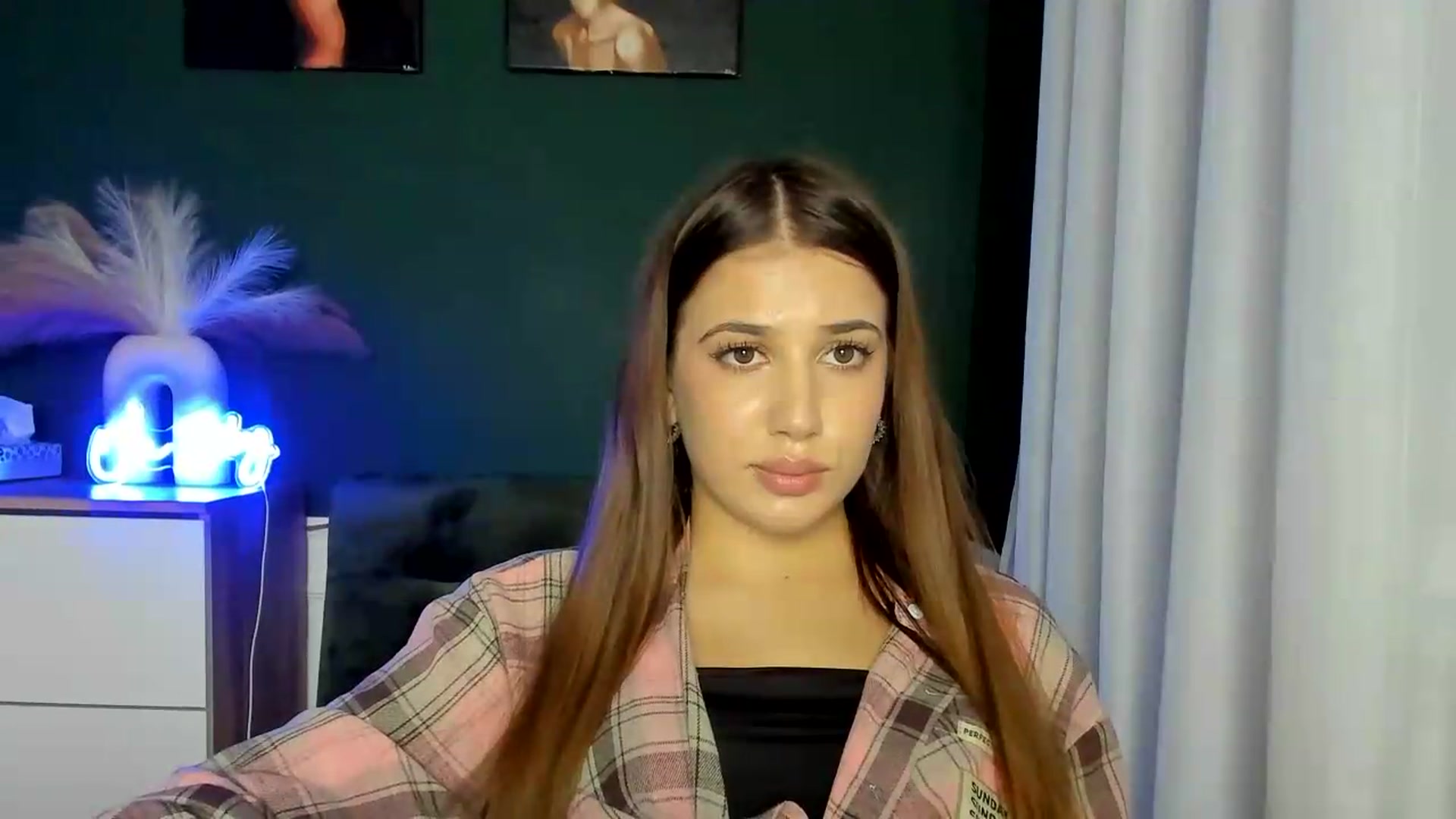 Gallery image thumbnail from AlexaPirs's myfreecams stream on, 09/03/2026, 16:44 image 13 of 20