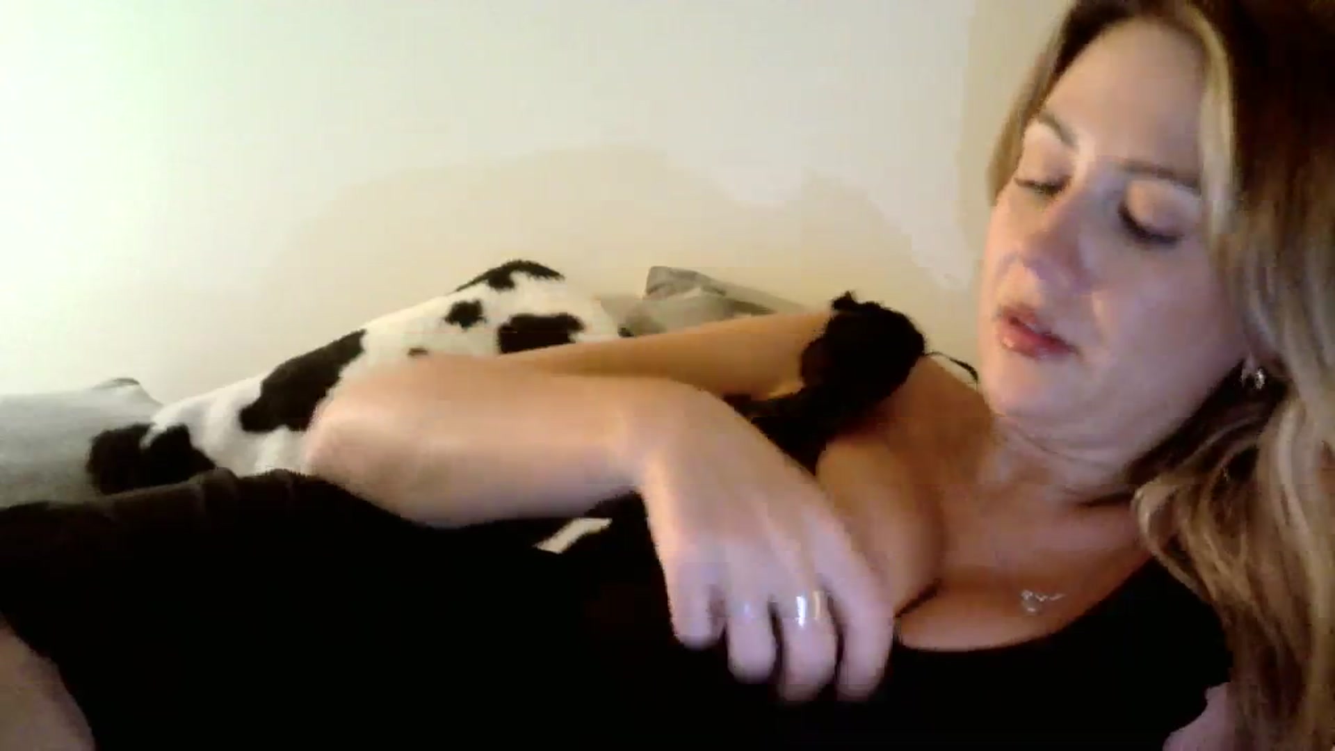 Gallery image thumbnail from AlexaRaeBlake's myfreecams stream on, 03/23/2024, 09:59 image 3 of 20