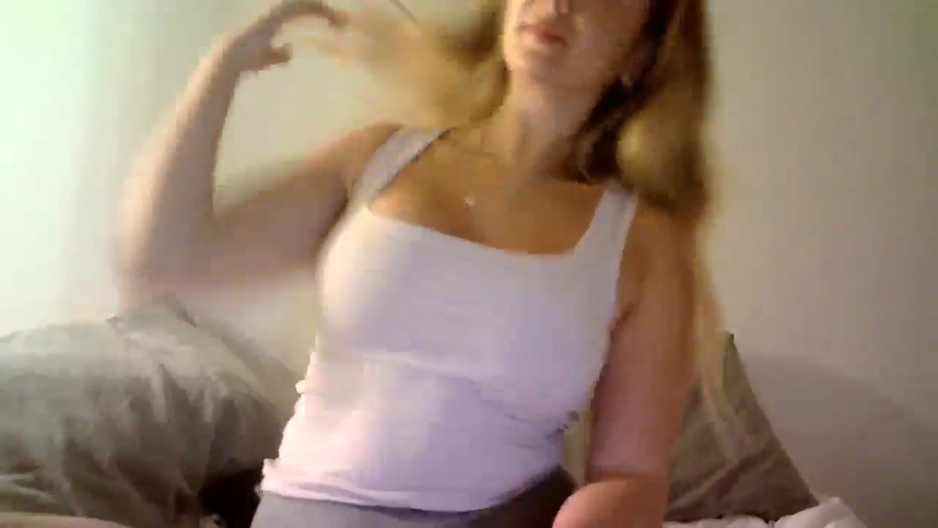 Gallery image thumbnail from AlexaRaeBlake's myfreecams stream on, 05/10/2024, 09:24 image 8 of 20