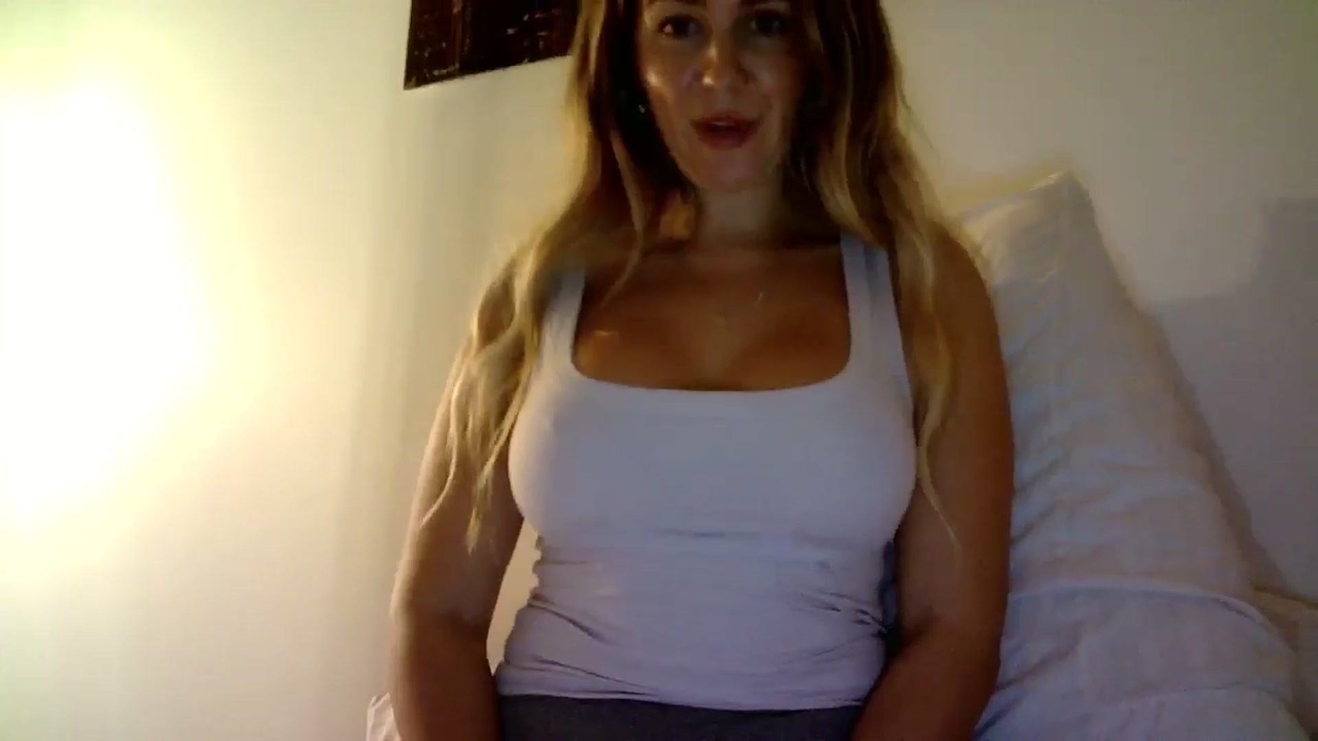 Gallery image thumbnail from AlexaRaeBlake's myfreecams stream on, 05/16/2024, 12:13 image 20 of 20