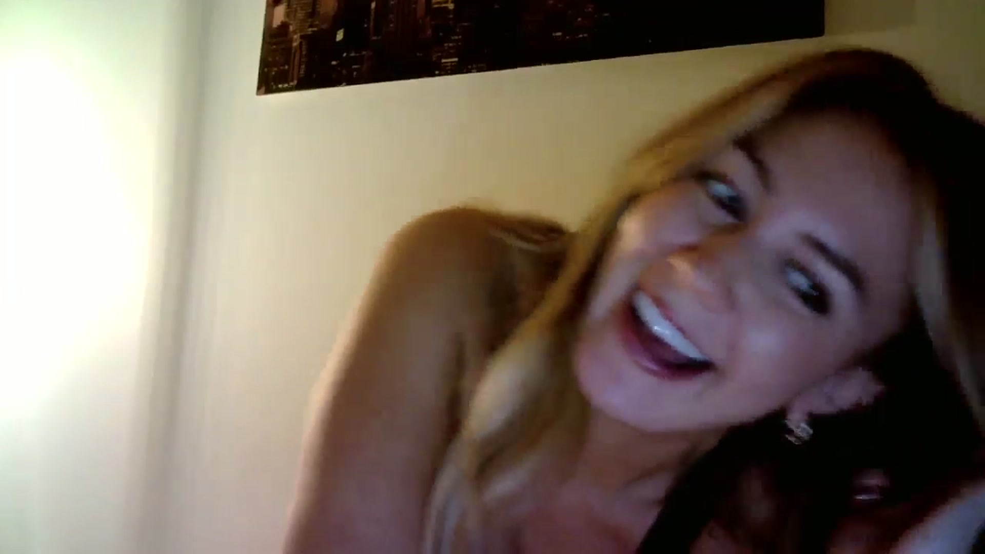 Gallery image thumbnail from AlexaRaeBlake's myfreecams stream on, 05/20/2024, 07:26 image 10 of 20