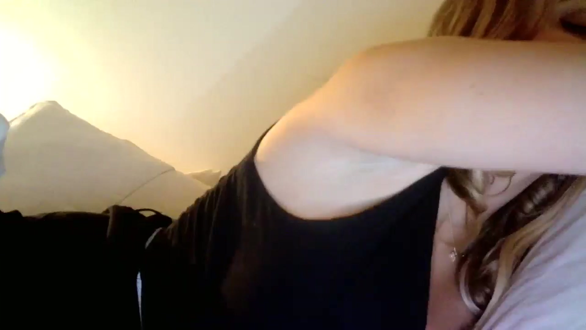 Gallery image thumbnail from AlexaRaeBlake's myfreecams stream on, 06/15/2024, 15:31 image 19 of 20