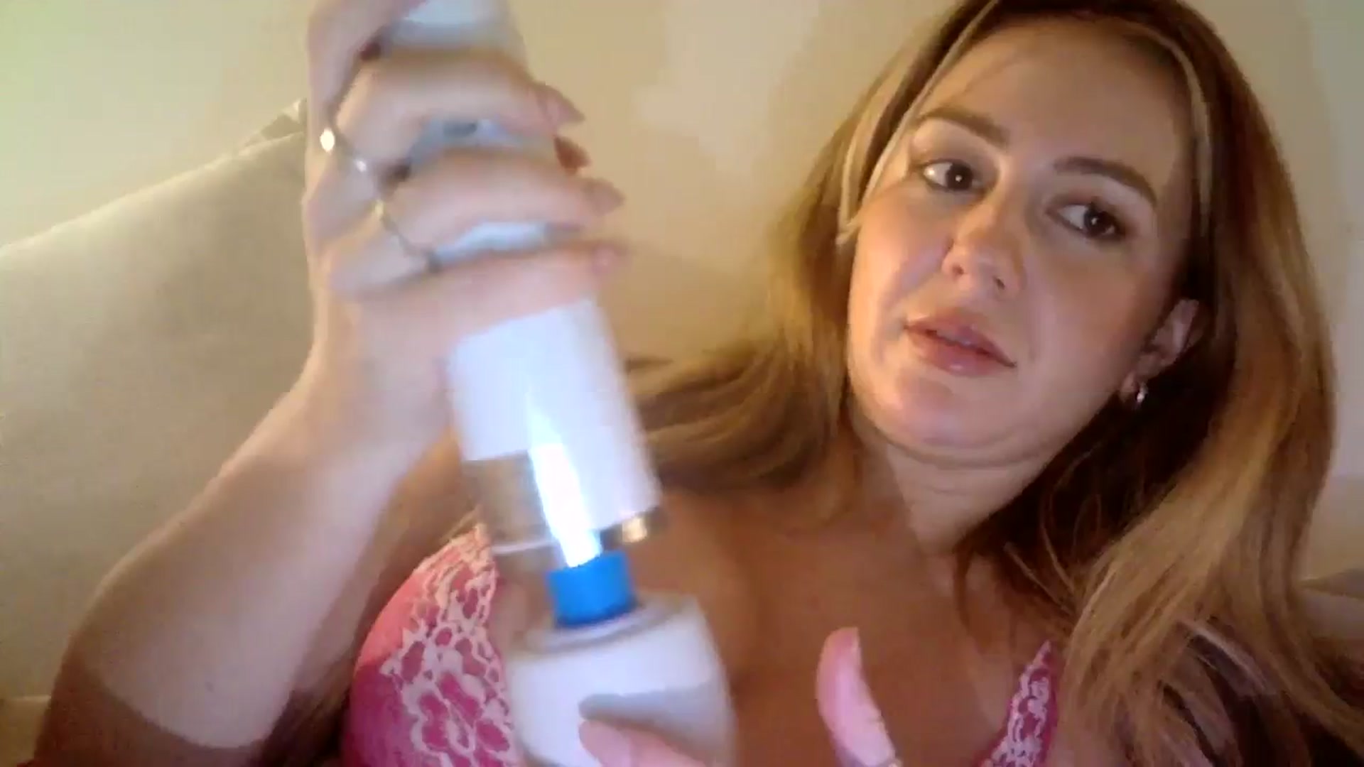 Gallery image thumbnail from AlexaRaeBlake's myfreecams stream on, 06/17/2024, 11:44 image 14 of 20