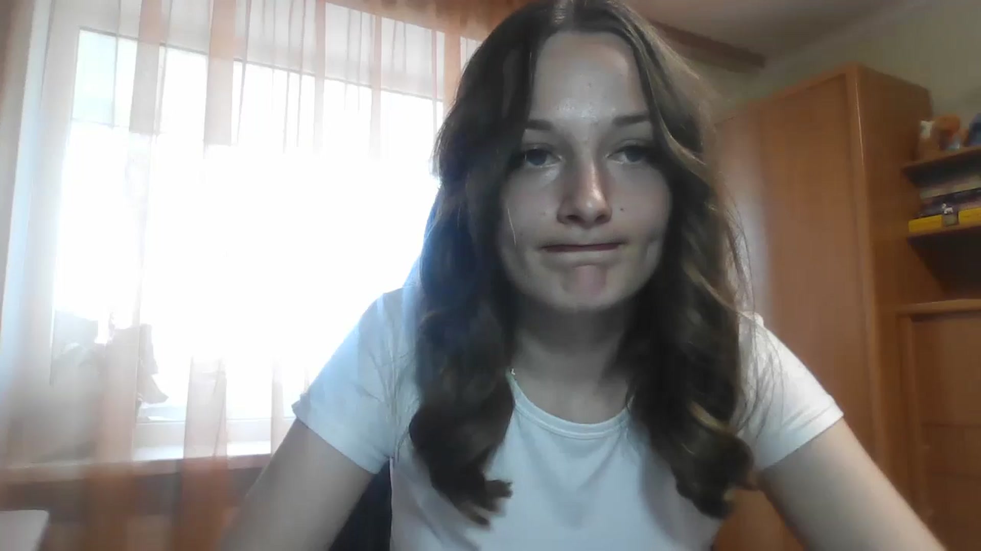 Gallery image thumbnail from AlexaRaze's myfreecams stream on, 04/13/2026, 15:00 image 16 of 20
