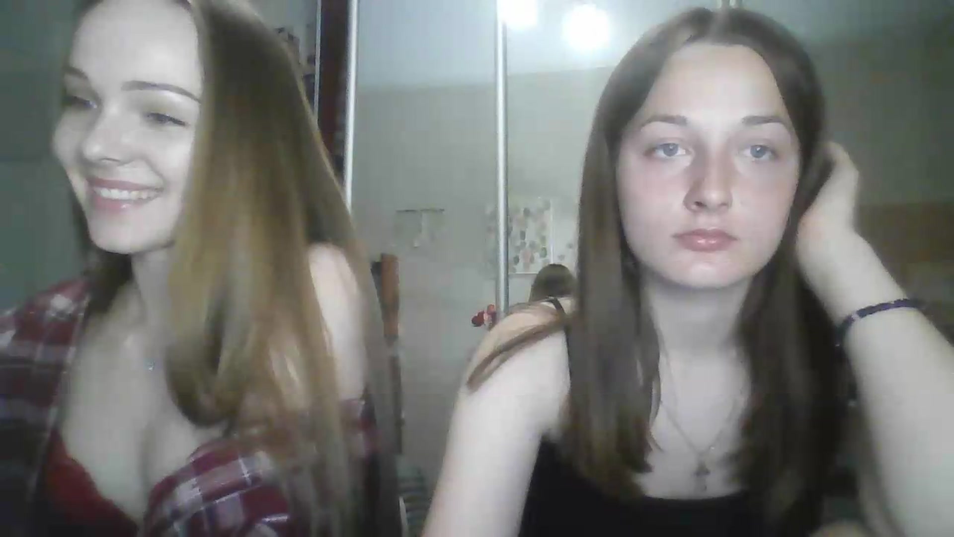 Gallery image thumbnail from AlexaRaze's myfreecams stream on, 05/07/2026, 18:33 image 9 of 20