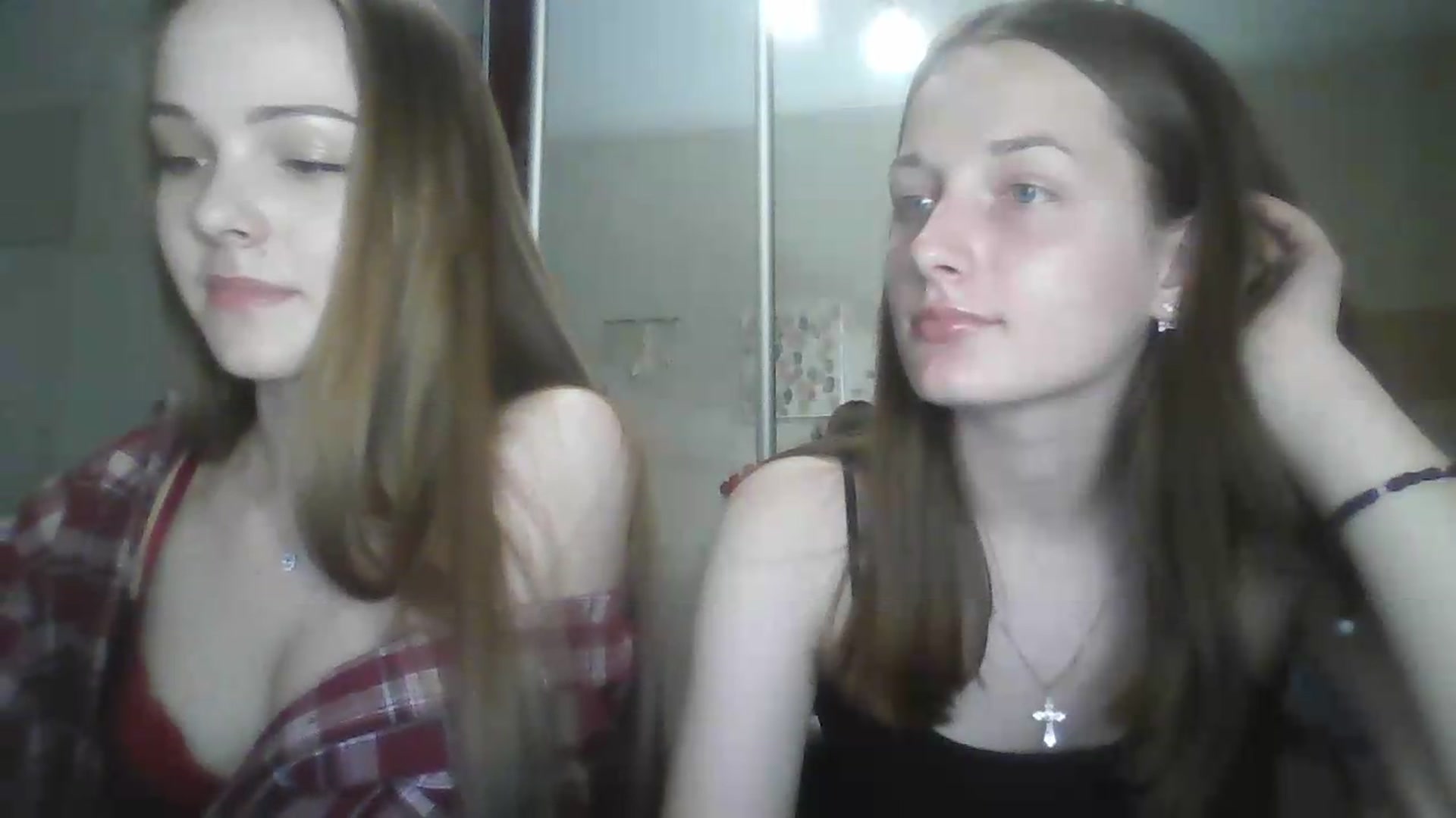 Gallery image thumbnail from AlexaRaze's myfreecams stream on, 05/07/2026, 18:33 image 6 of 20